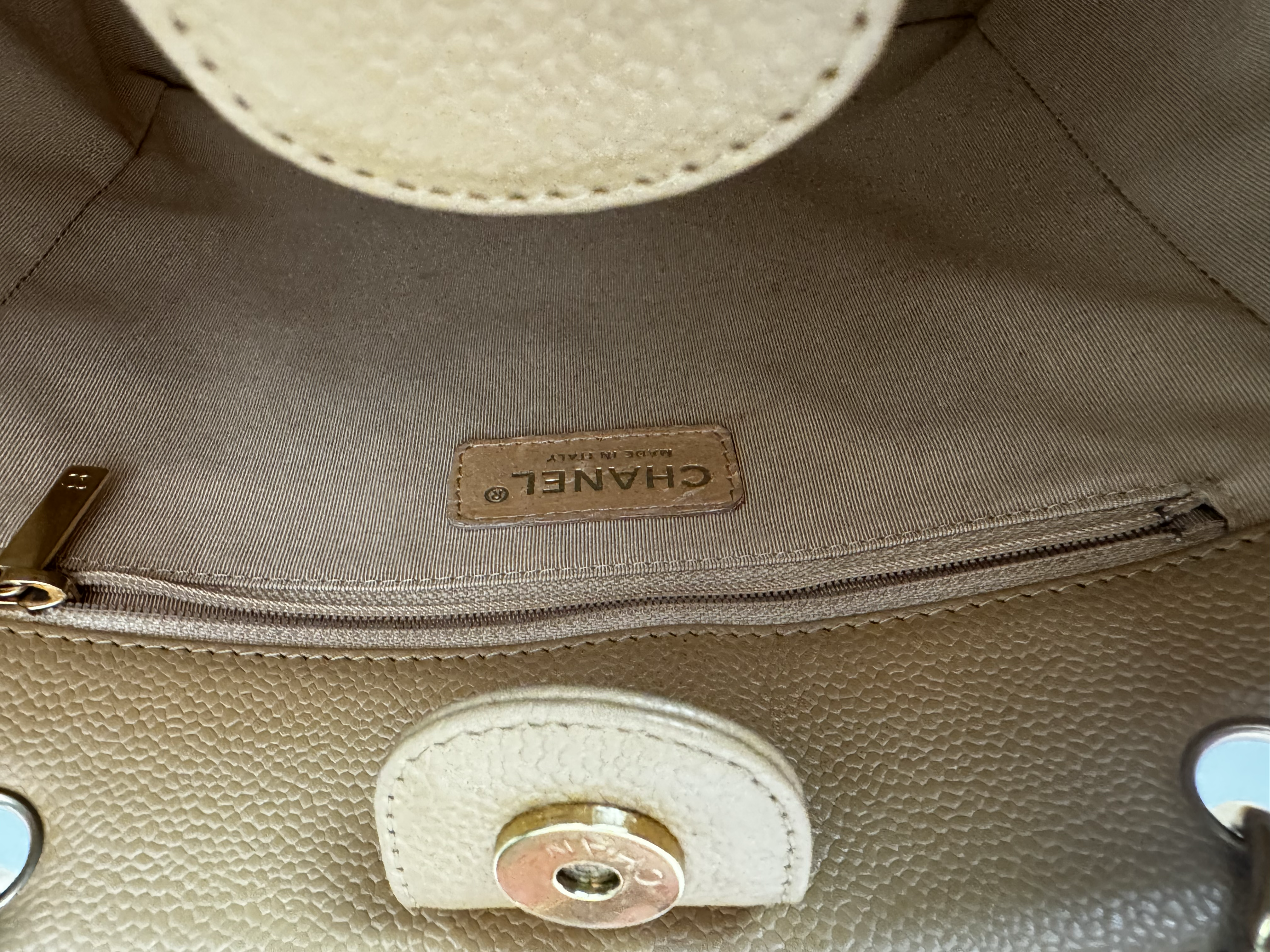 CHANEL BEIGE CAVIAR SHOPPING BAG