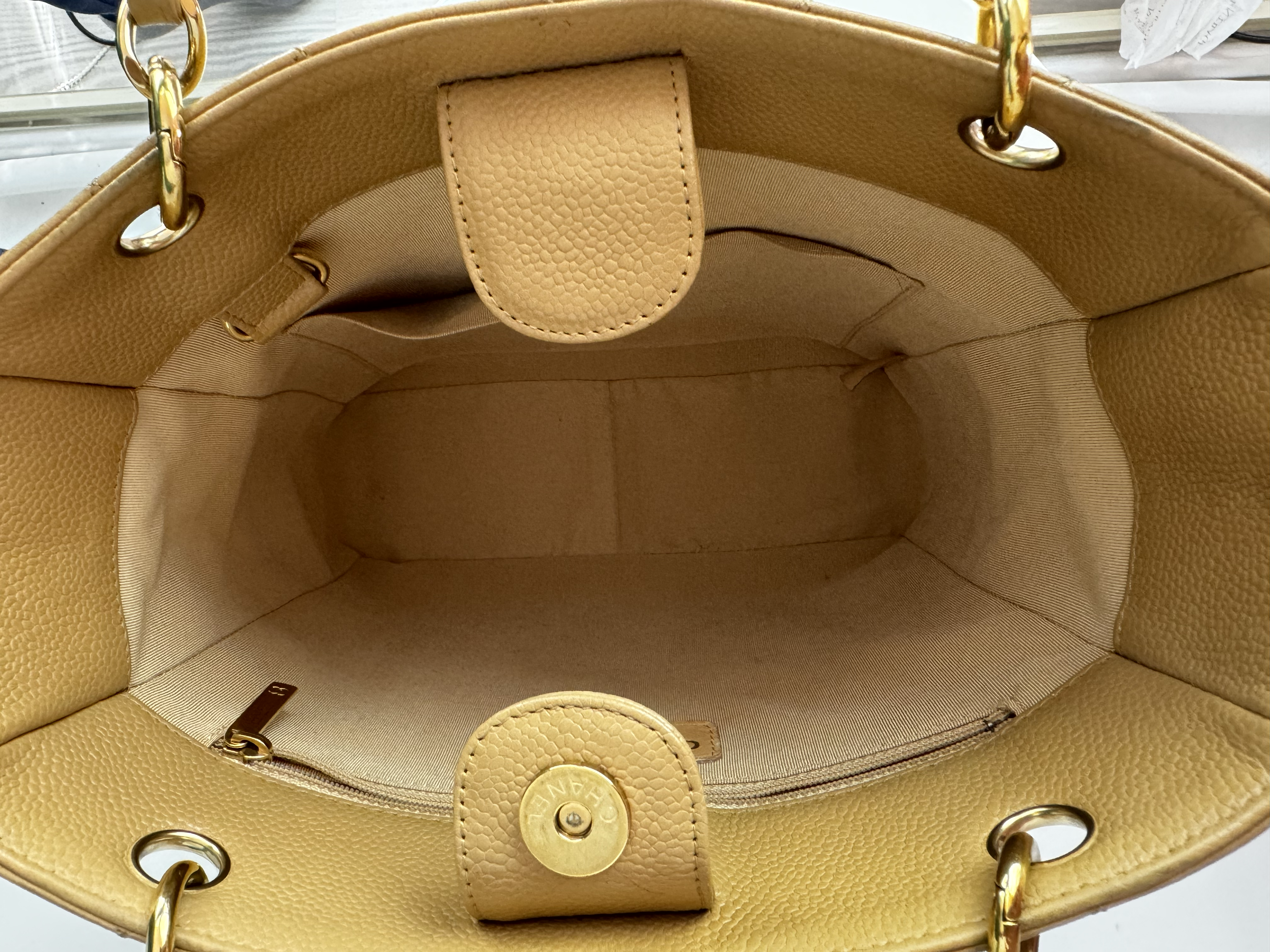 CHANEL BEIGE CAVIAR SHOPPING BAG