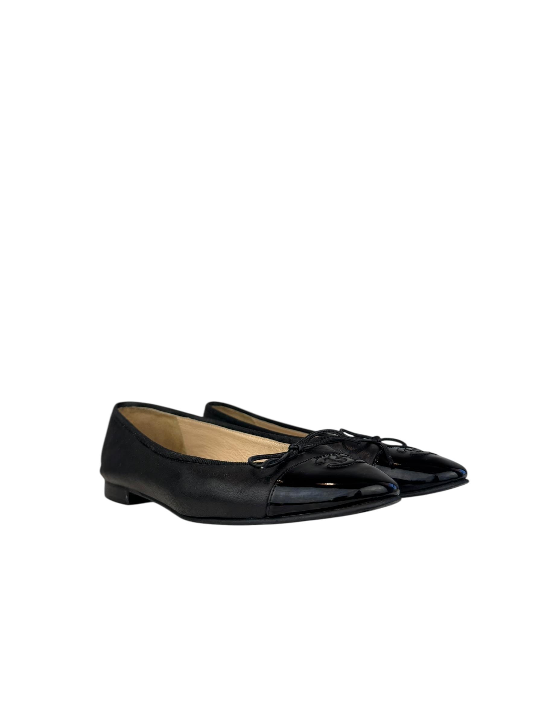 CHANEL BLACK  BALLET FLATS