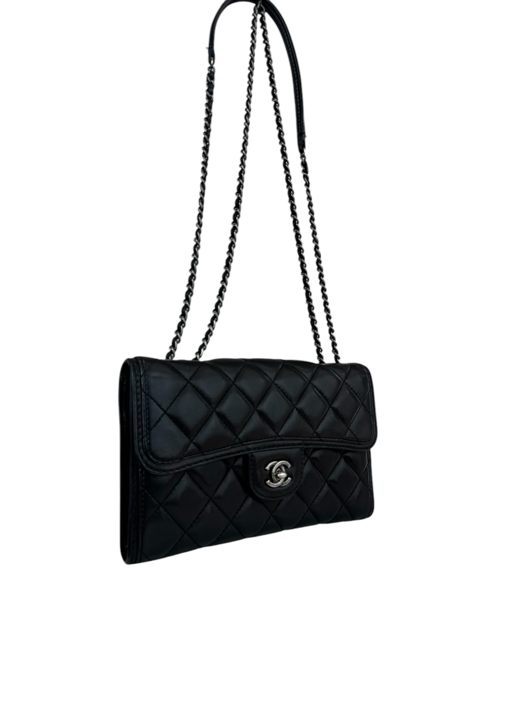 CHANEL BLACK QUILTED LEATHER BAG