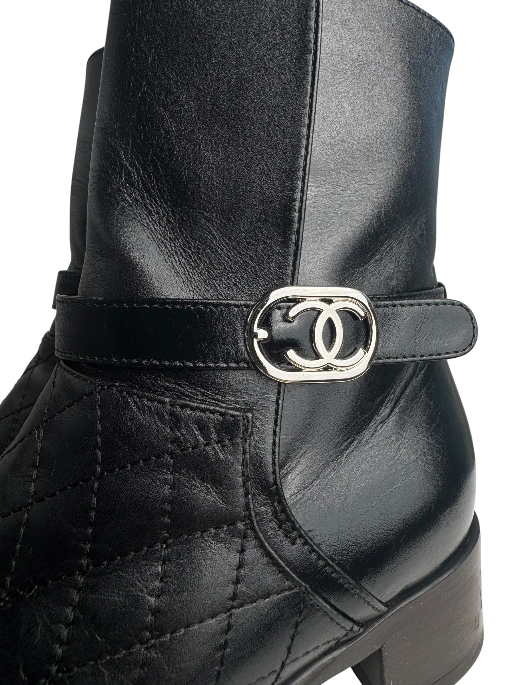 CHANEL BLACK QUILTED LEATHER BOOTS
