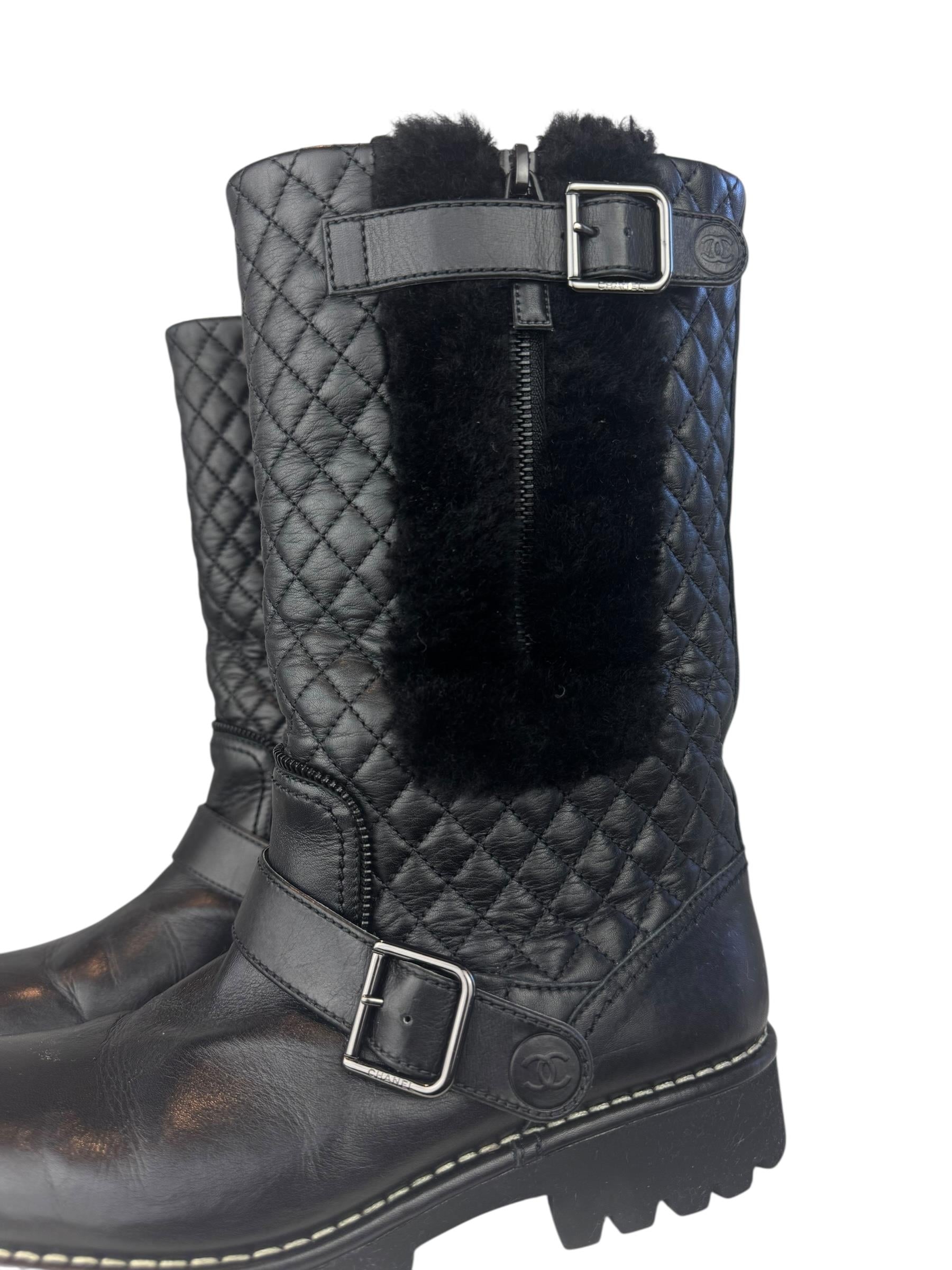 CHANEL BLACK SHEARLING RIDING BOOTS