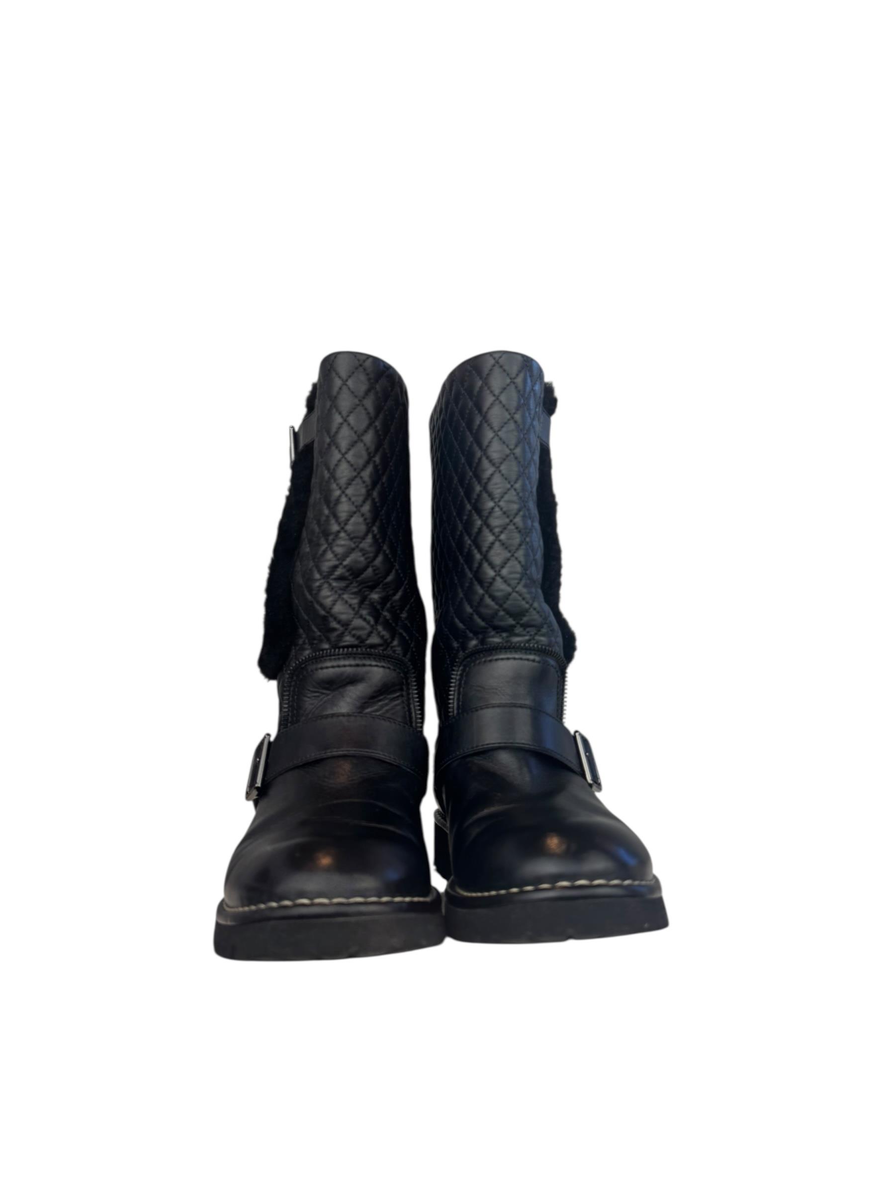 CHANEL BLACK SHEARLING RIDING BOOTS