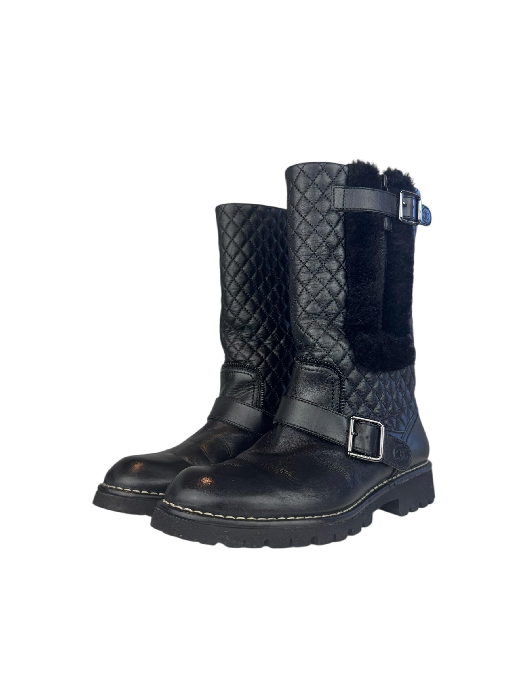 CHANEL BLACK SHEARLING RIDING BOOTS