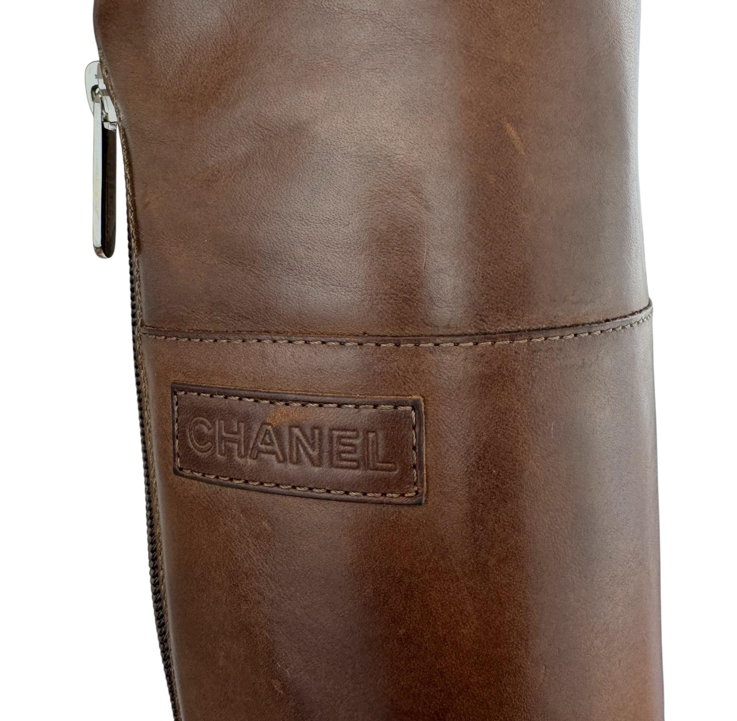 CHANEL BROWN LEATHER ÇİZME