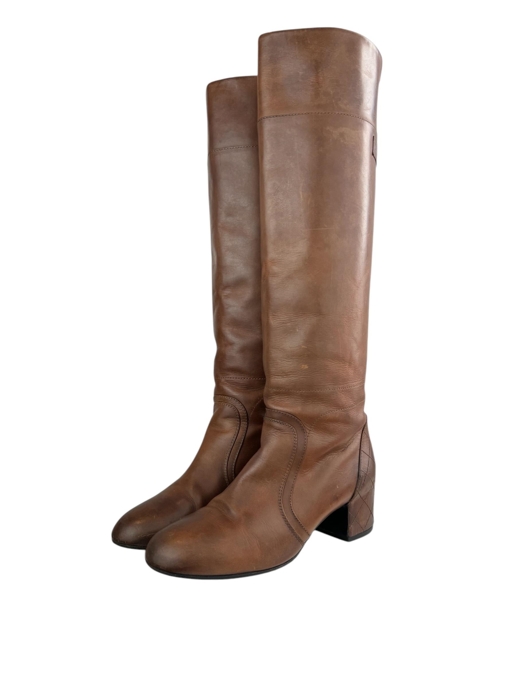 CHANEL BROWN LEATHER ÇİZME