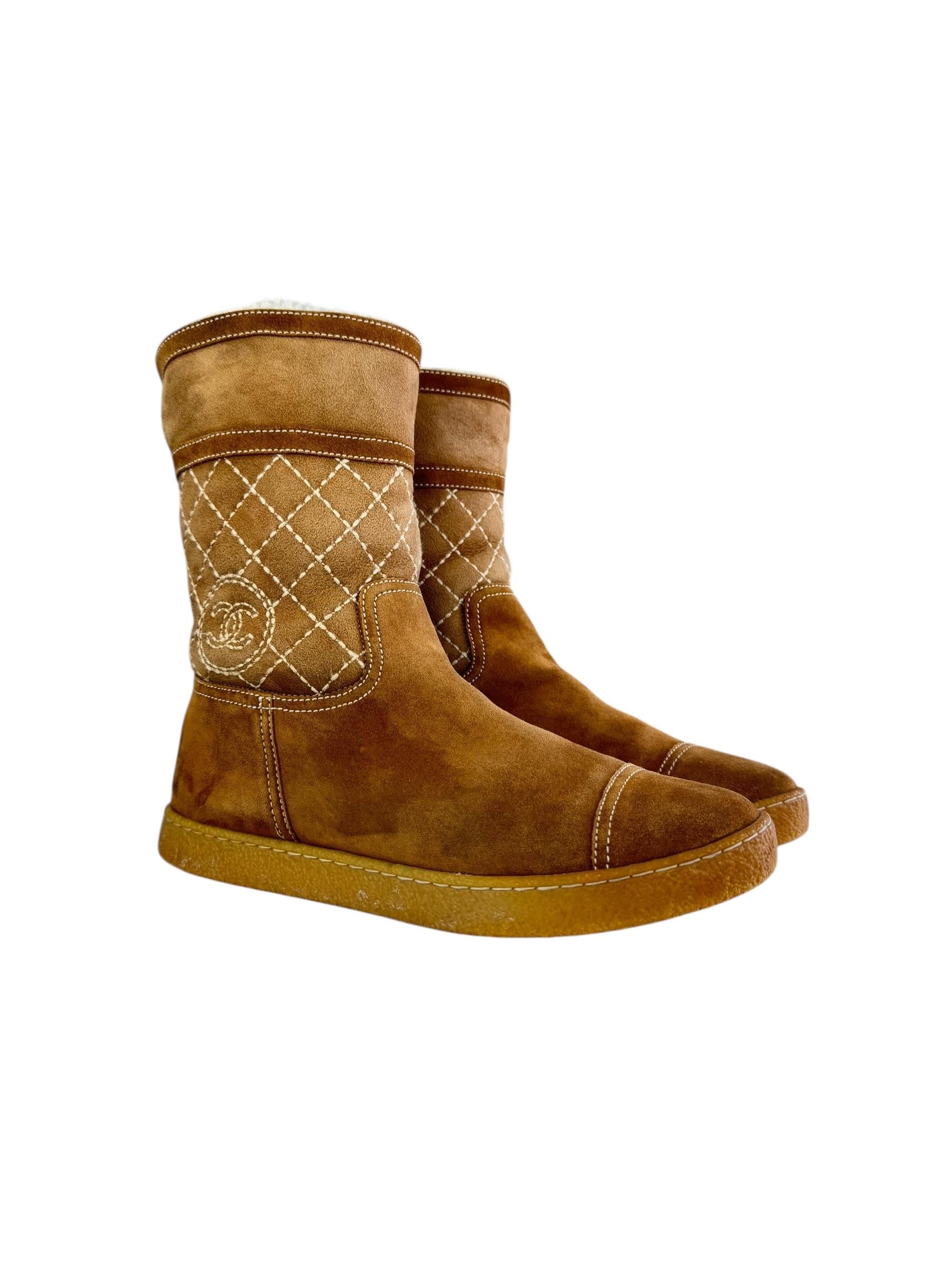 CHANEL BROWN SUEDE BOOTS