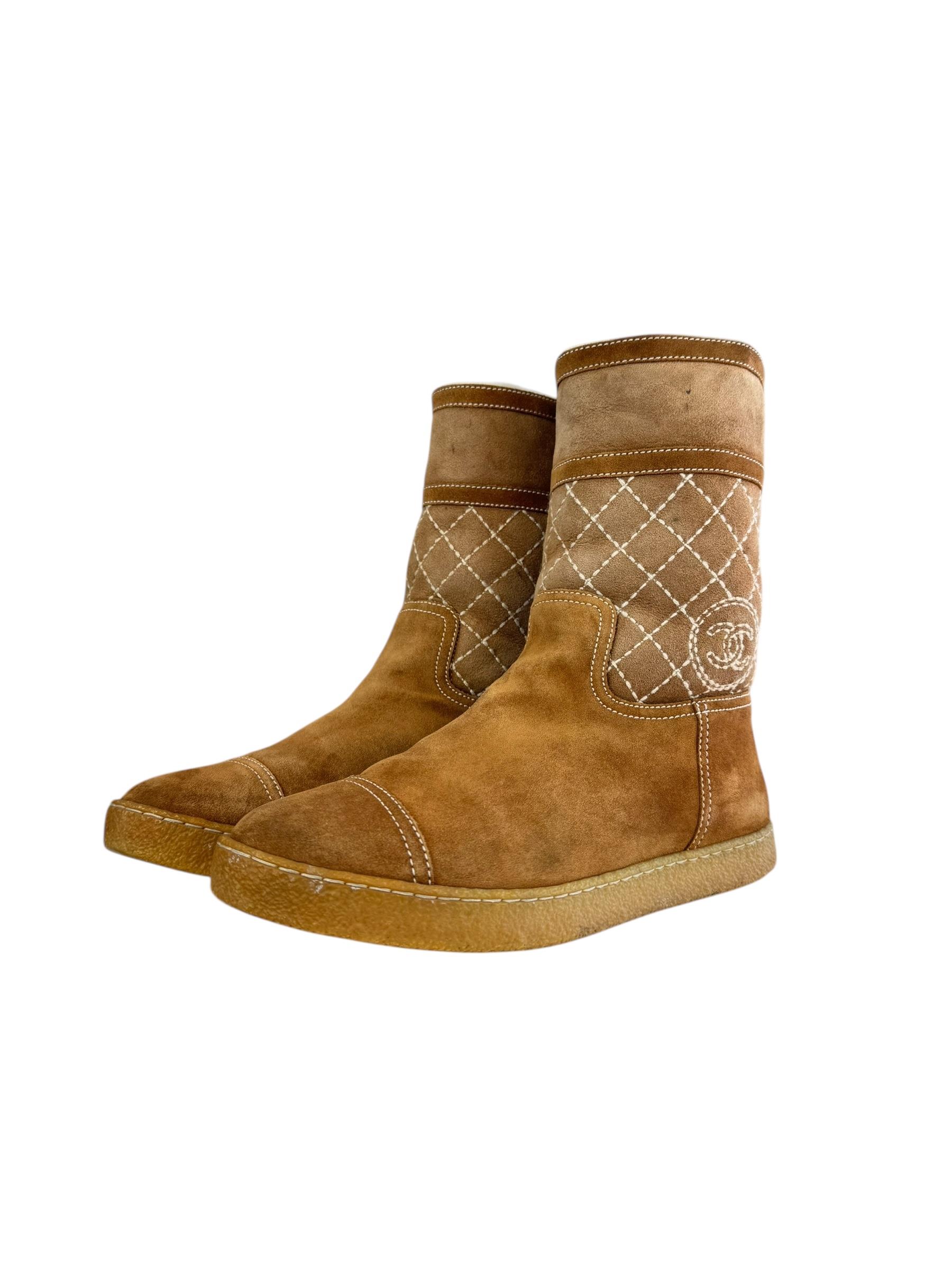CHANEL BROWN SUEDE BOOTS