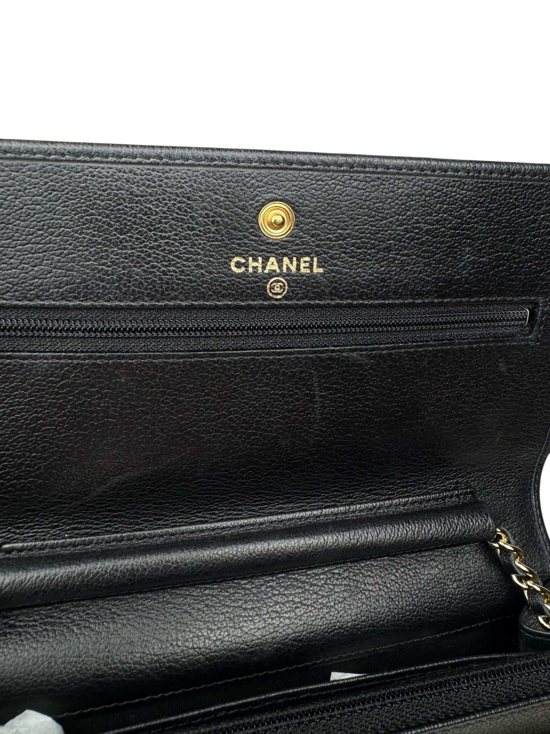 CHANEL CAMELLIA LEATHER WALLET ON CHAIN
