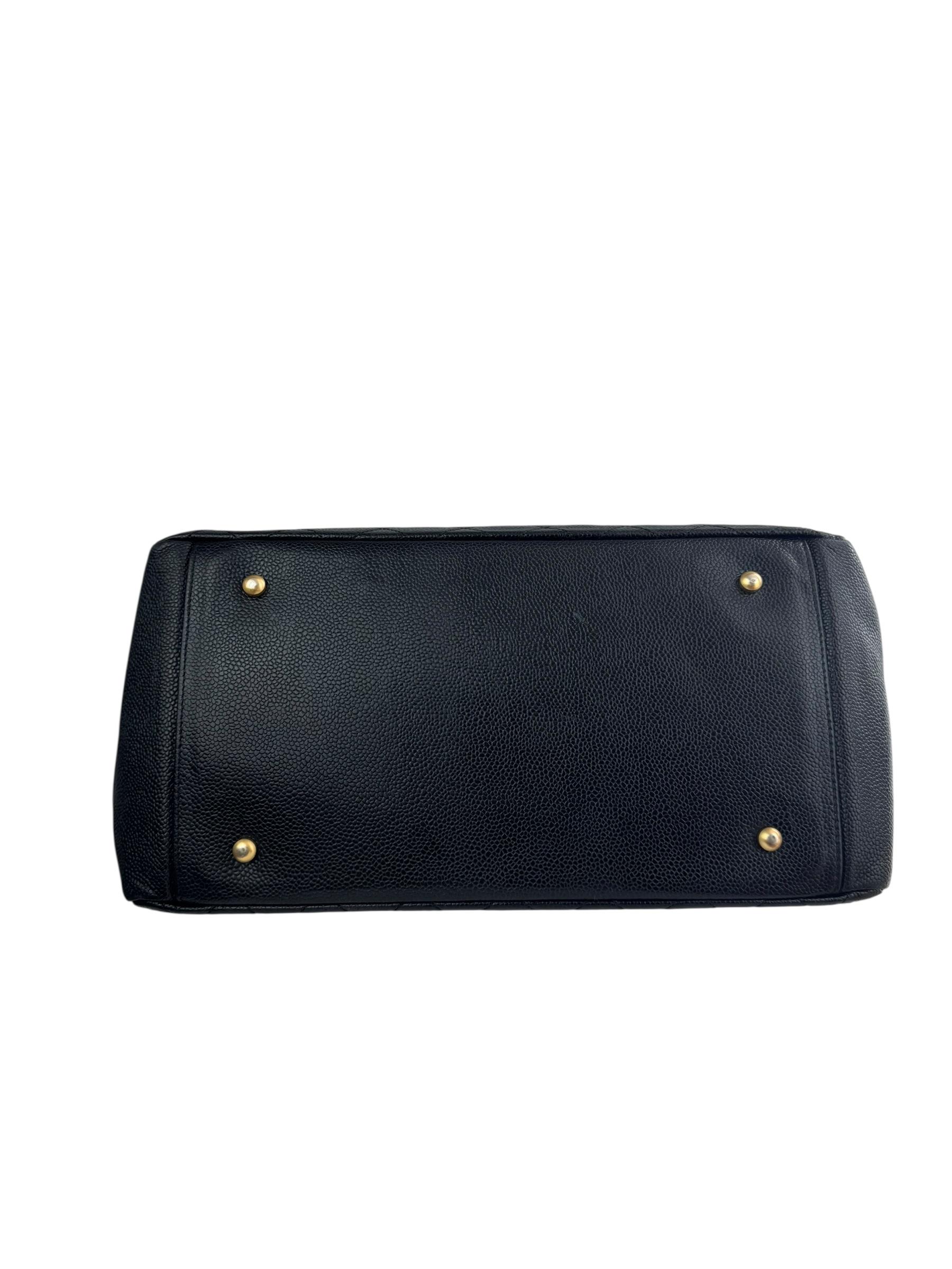 CHANEL CAVIAR CC SHOPPING BAG