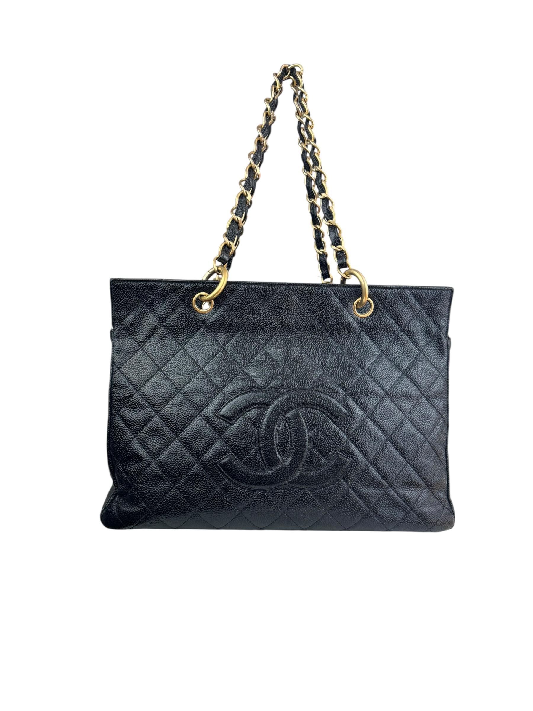 CHANEL CAVIAR CC SHOPPING BAG