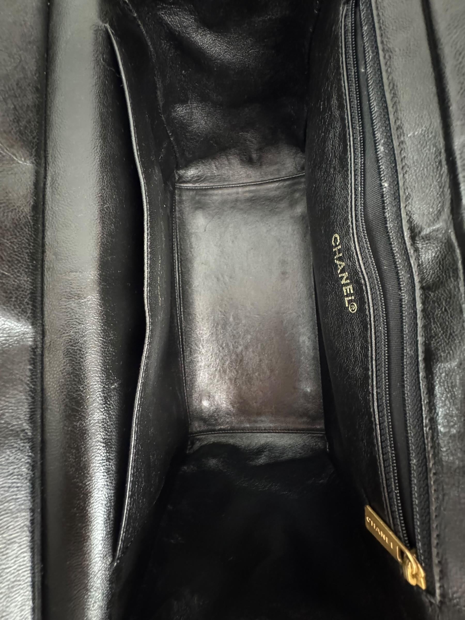 CHANEL CAVIAR CC SHOPPING BAG