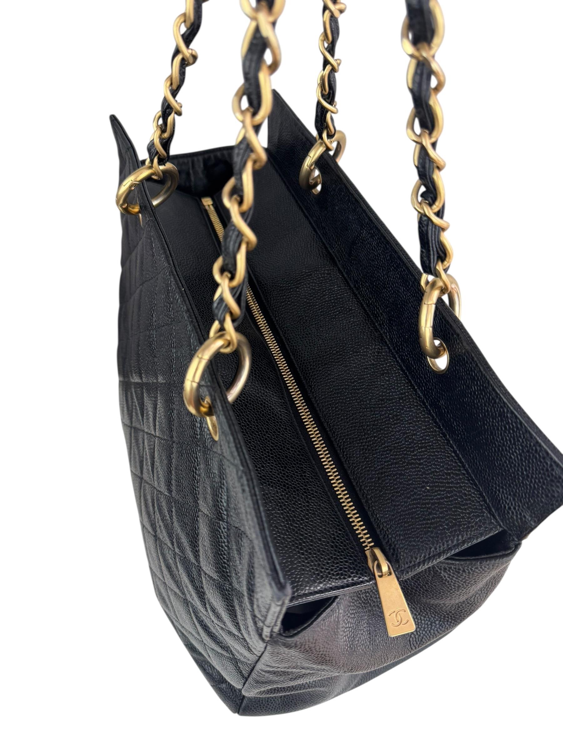 CHANEL CAVIAR CC SHOPPING BAG