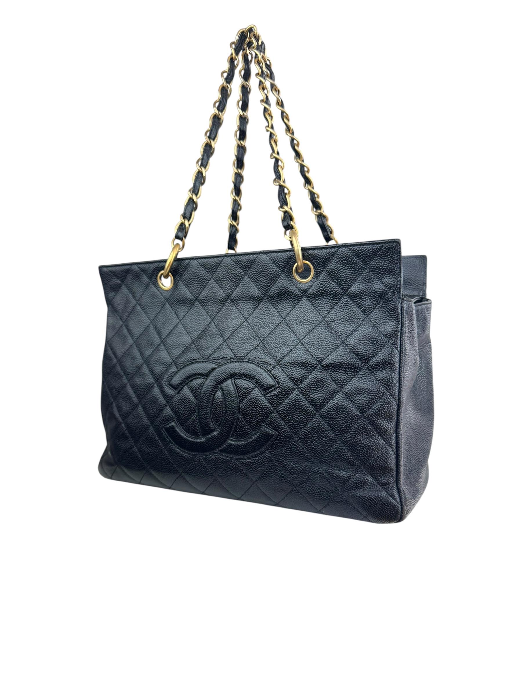 CHANEL CAVIAR CC SHOPPING BAG