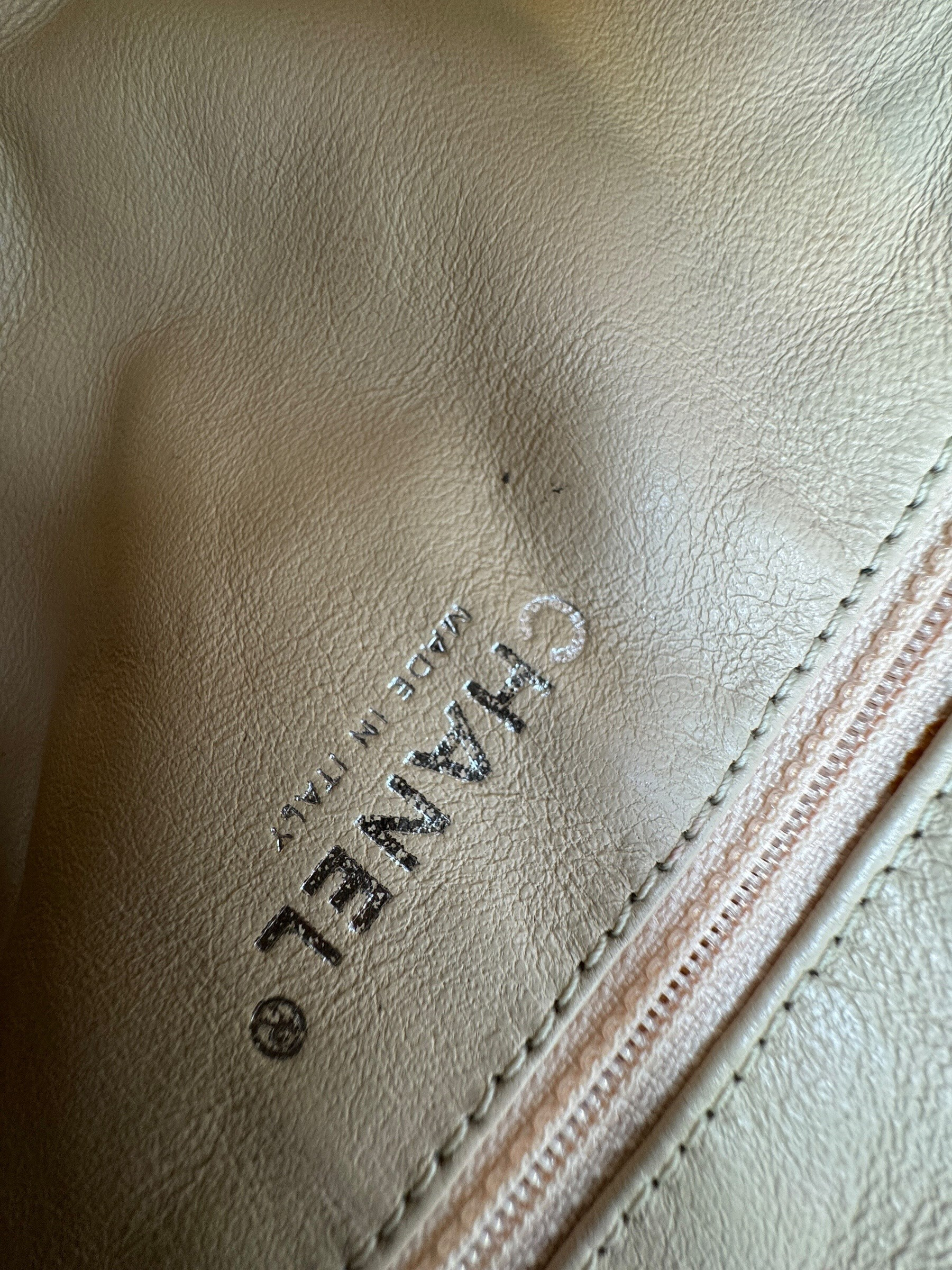 CHANEL CAVIAR LEATHER BEIGE CLUTCH BAG