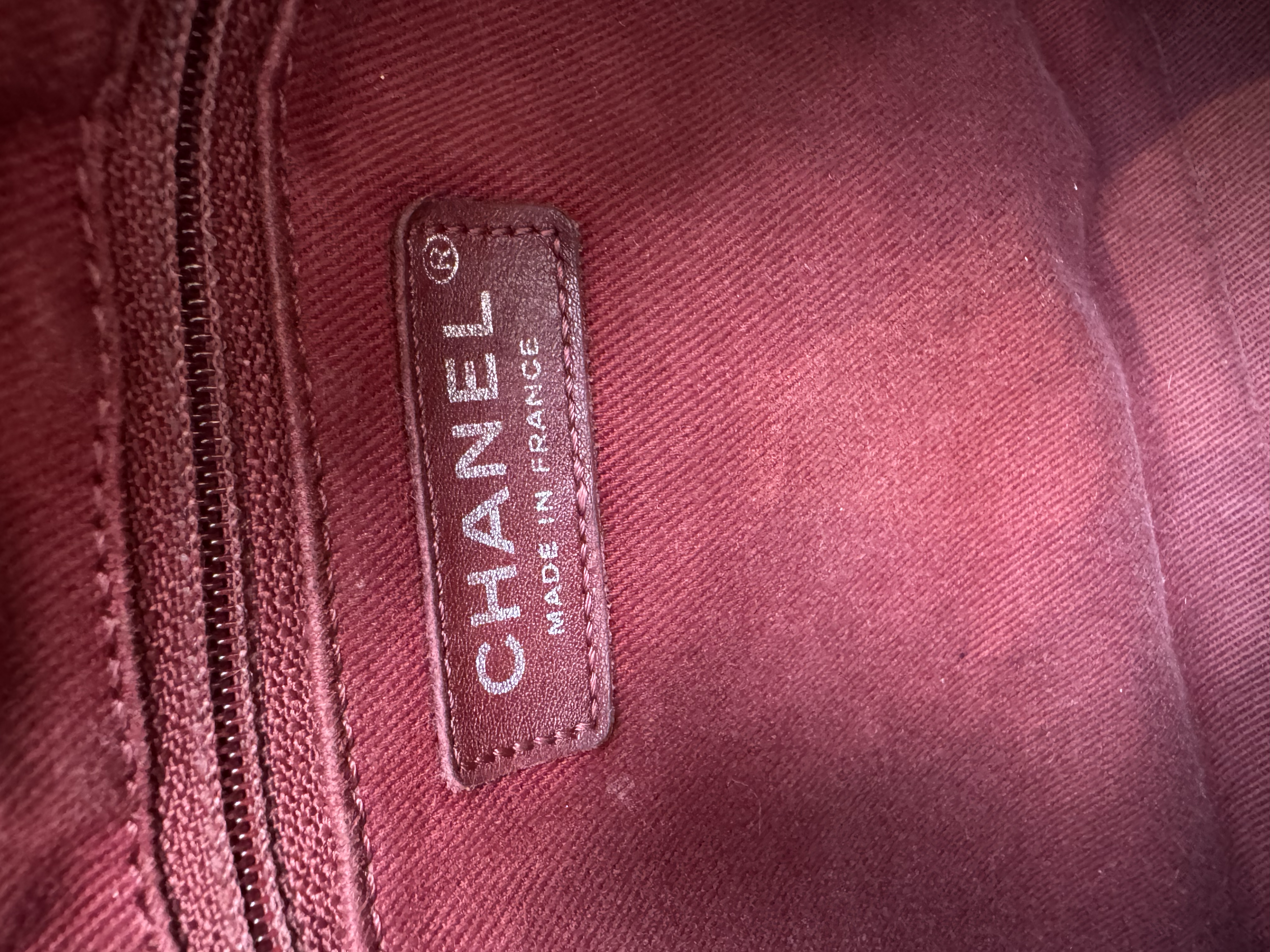 CHANEL CAVIAR LEATHER CC SHOPPING BAG