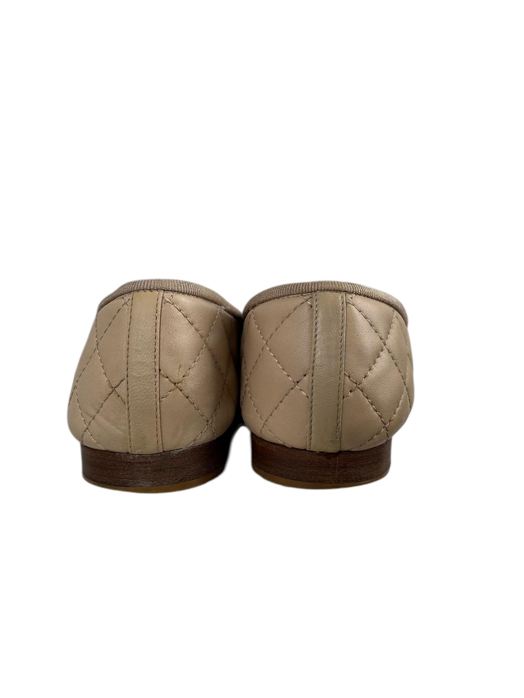 CHANEL CC BEIGE BALLET FLATS