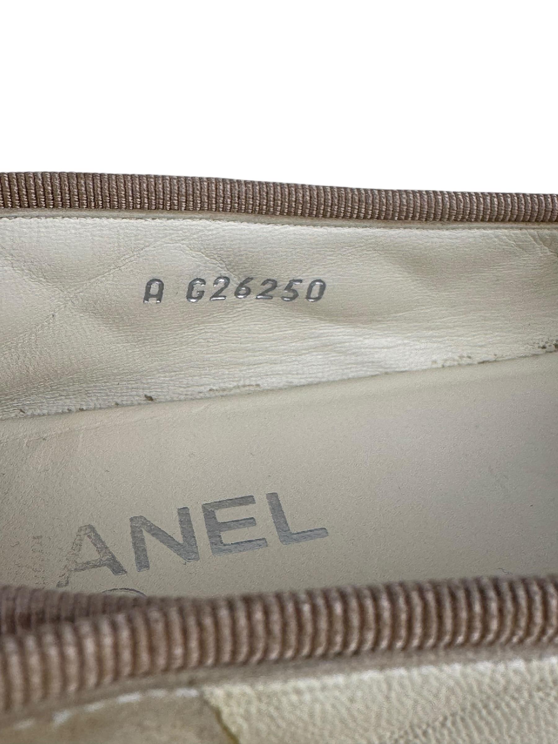 CHANEL CC BEIGE BALLET FLATS