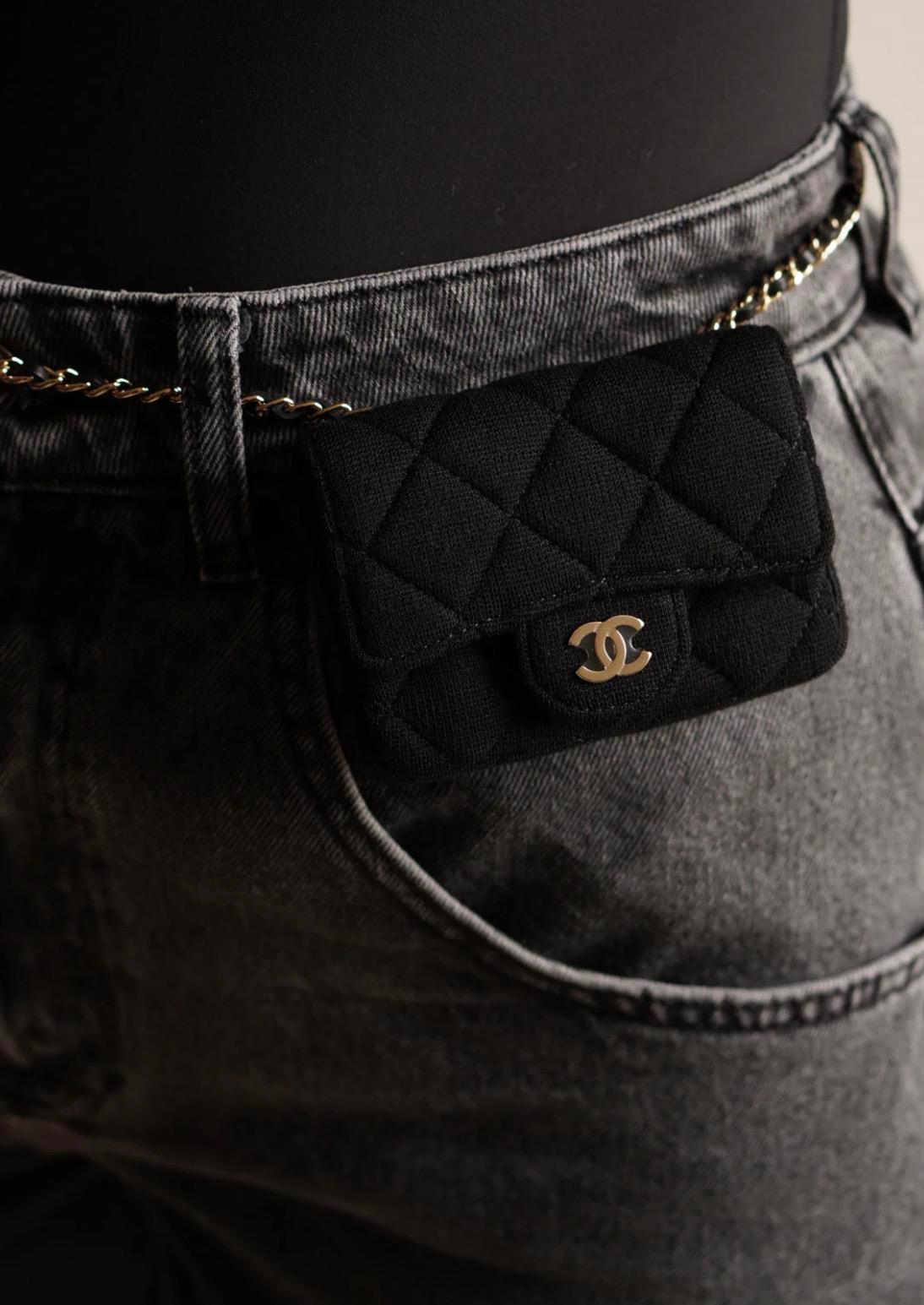 CHANEL CC LOGO CHAIN BELT BAG