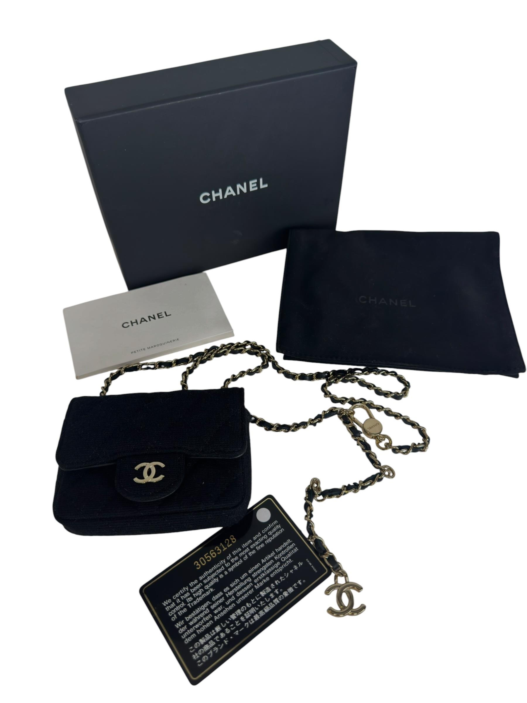 CHANEL CC LOGO CHAIN BELT BAG
