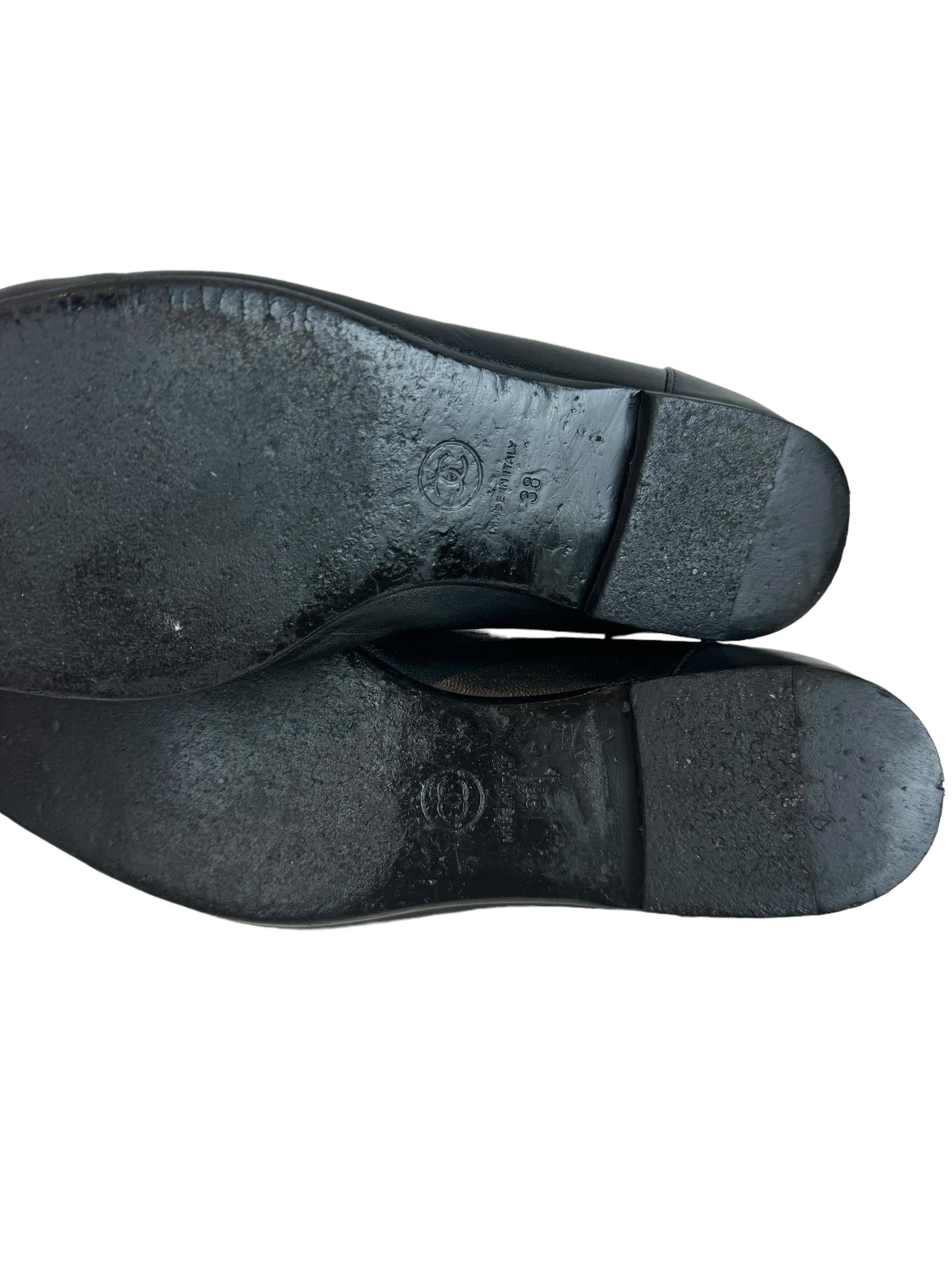 CHANEL CC LOGO LOAFER