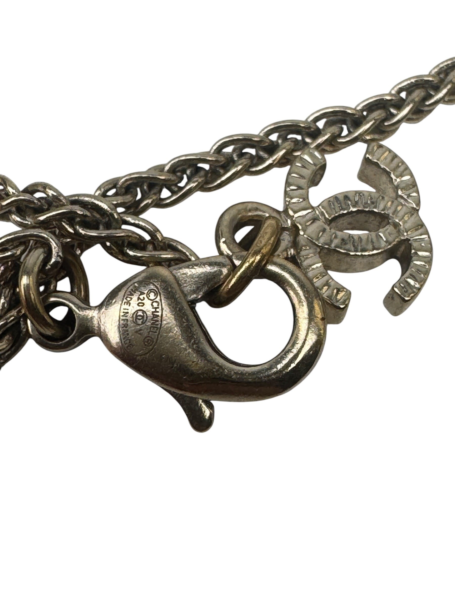 CHANEL CC  PEARL NECKLACE