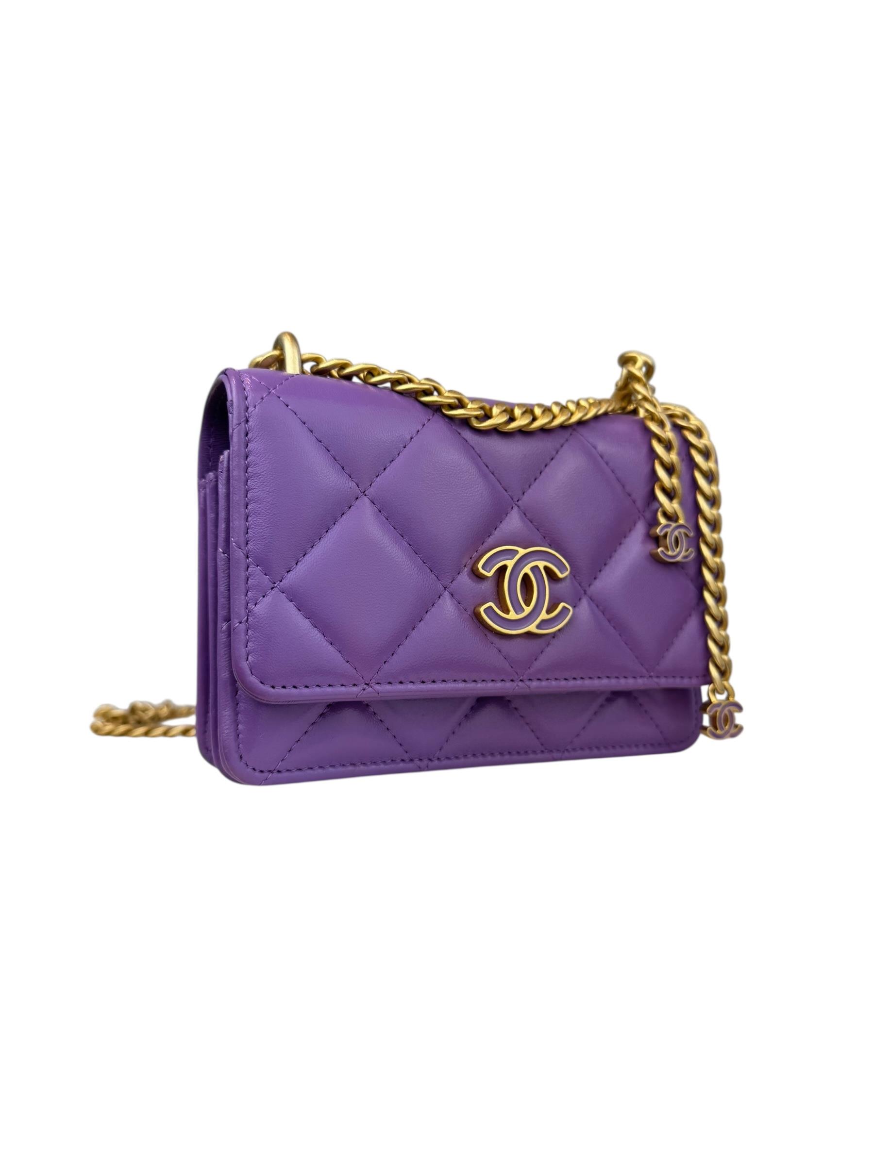 CHANEL CC PURPLE QUILTED LAMBSKIN CHAIN FLAP BAG
