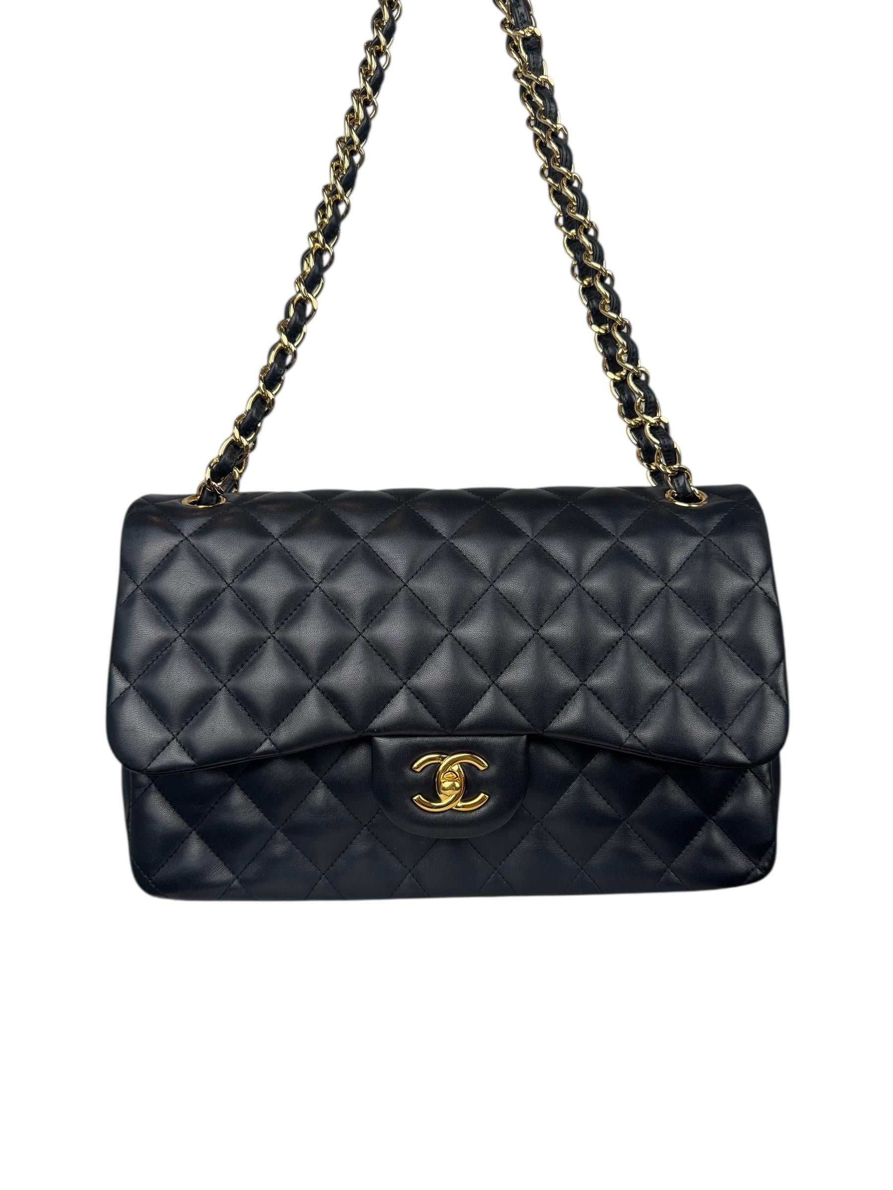 CHANEL CLASSIC LUMBSKIN DOUBLE FLAP JUMBO BAG
