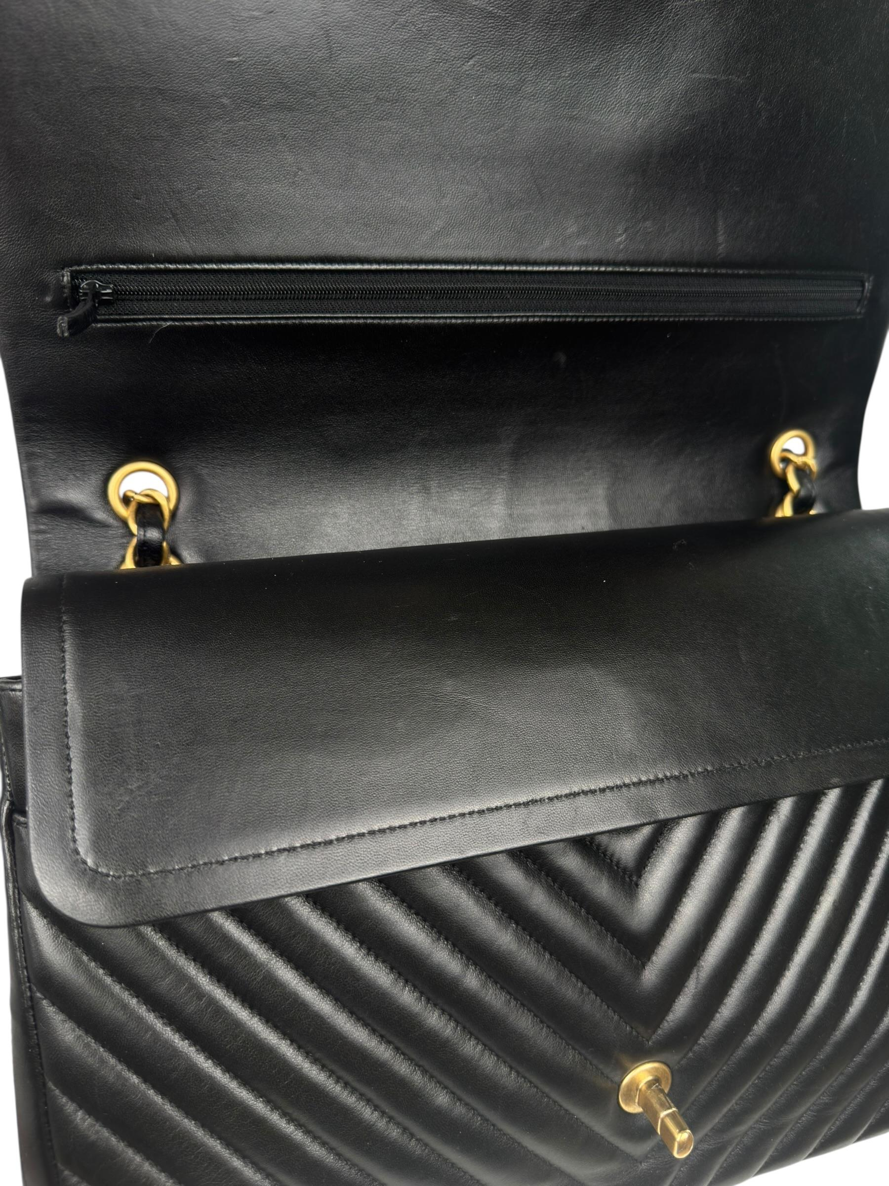CHANEL CLASSIC MAXI CHEVRON DOUBLE FLAP BAG