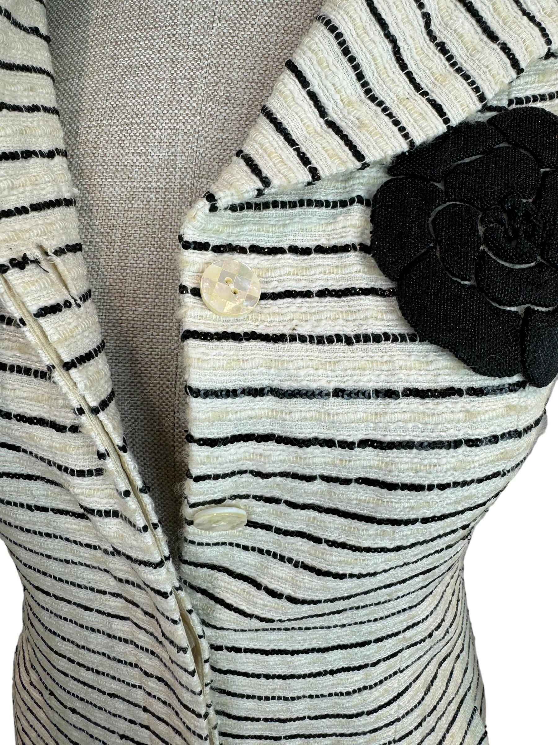 CHANEL CRUISE 2001 CAMELLIA TWEED DRESS