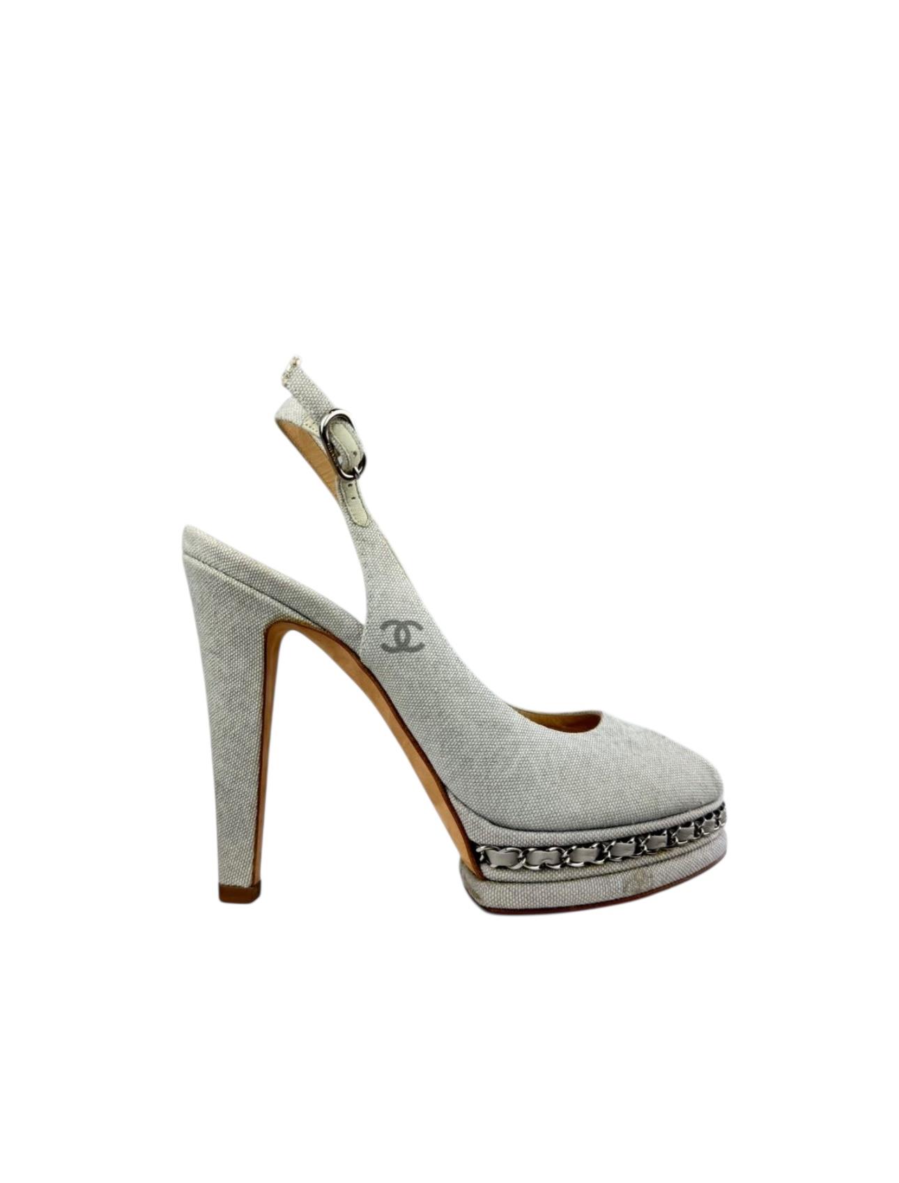 CHANEL DENIM GRAY HEELS