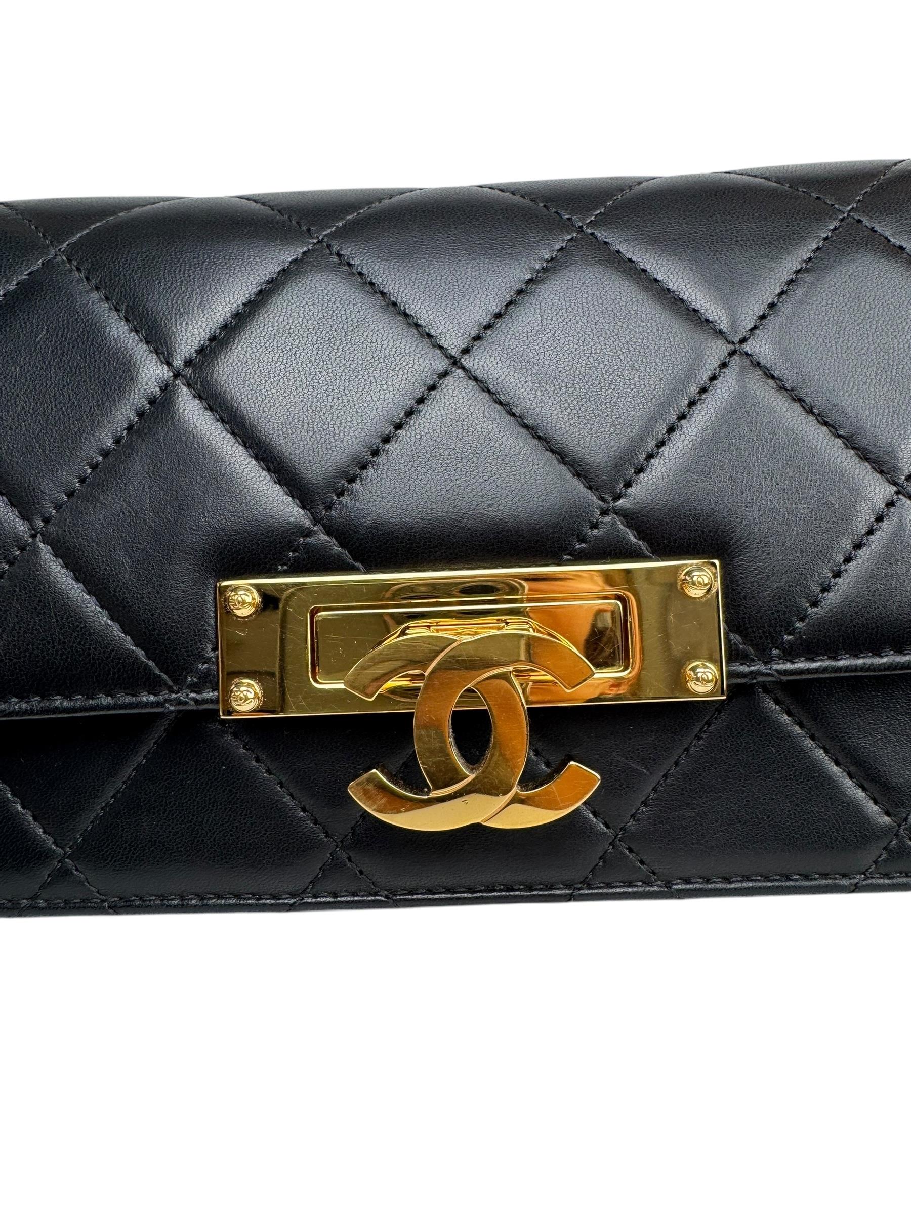CHANEL GOLDEN CLASS WALLET ON CHAIN BAG