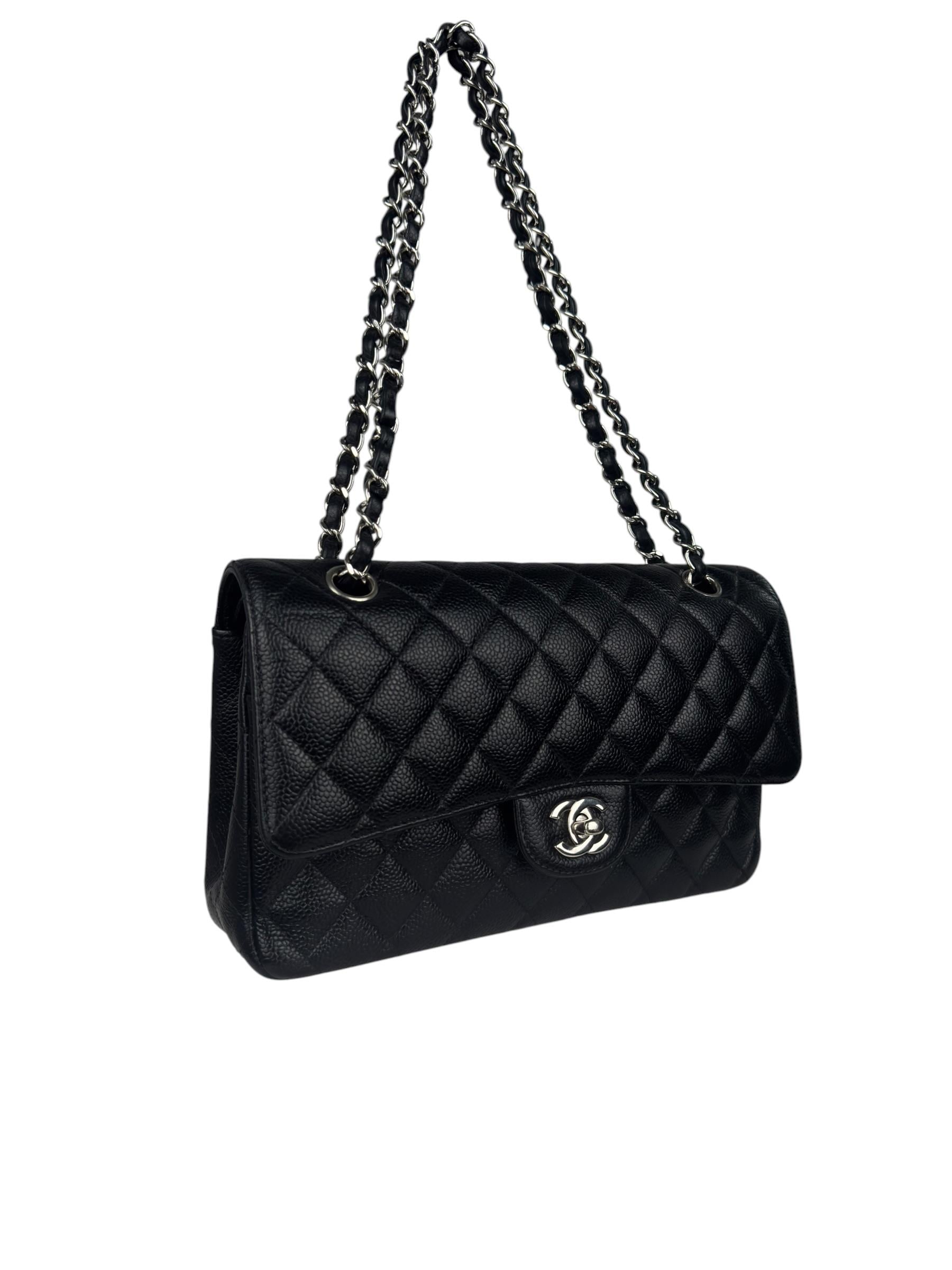 CHANEL MEDIUM CLASSIC CAVIAR LEATHER DOUBLE FLAP BAG