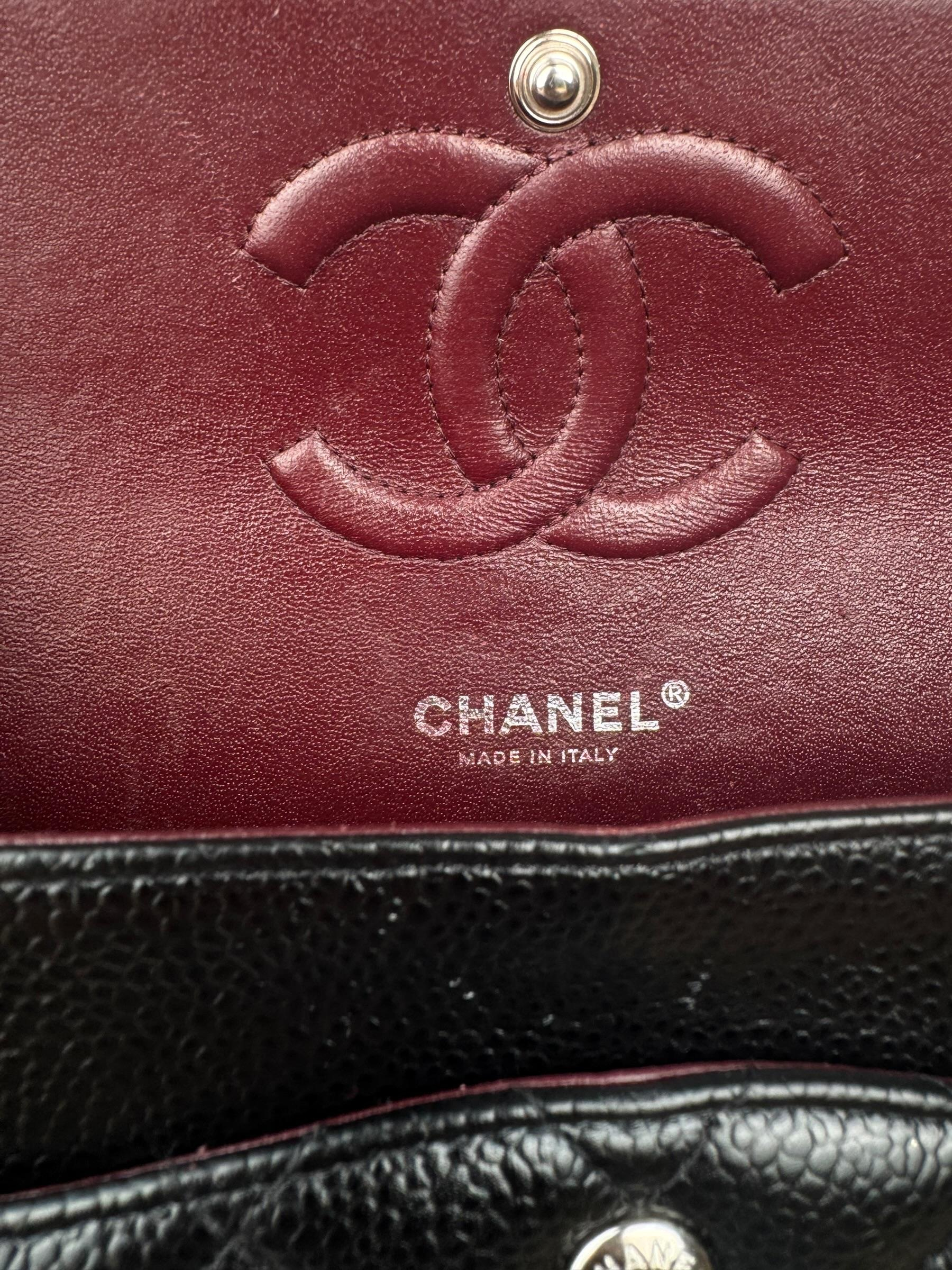 CHANEL MEDIUM CLASSIC CAVIAR LEATHER DOUBLE FLAP BAG