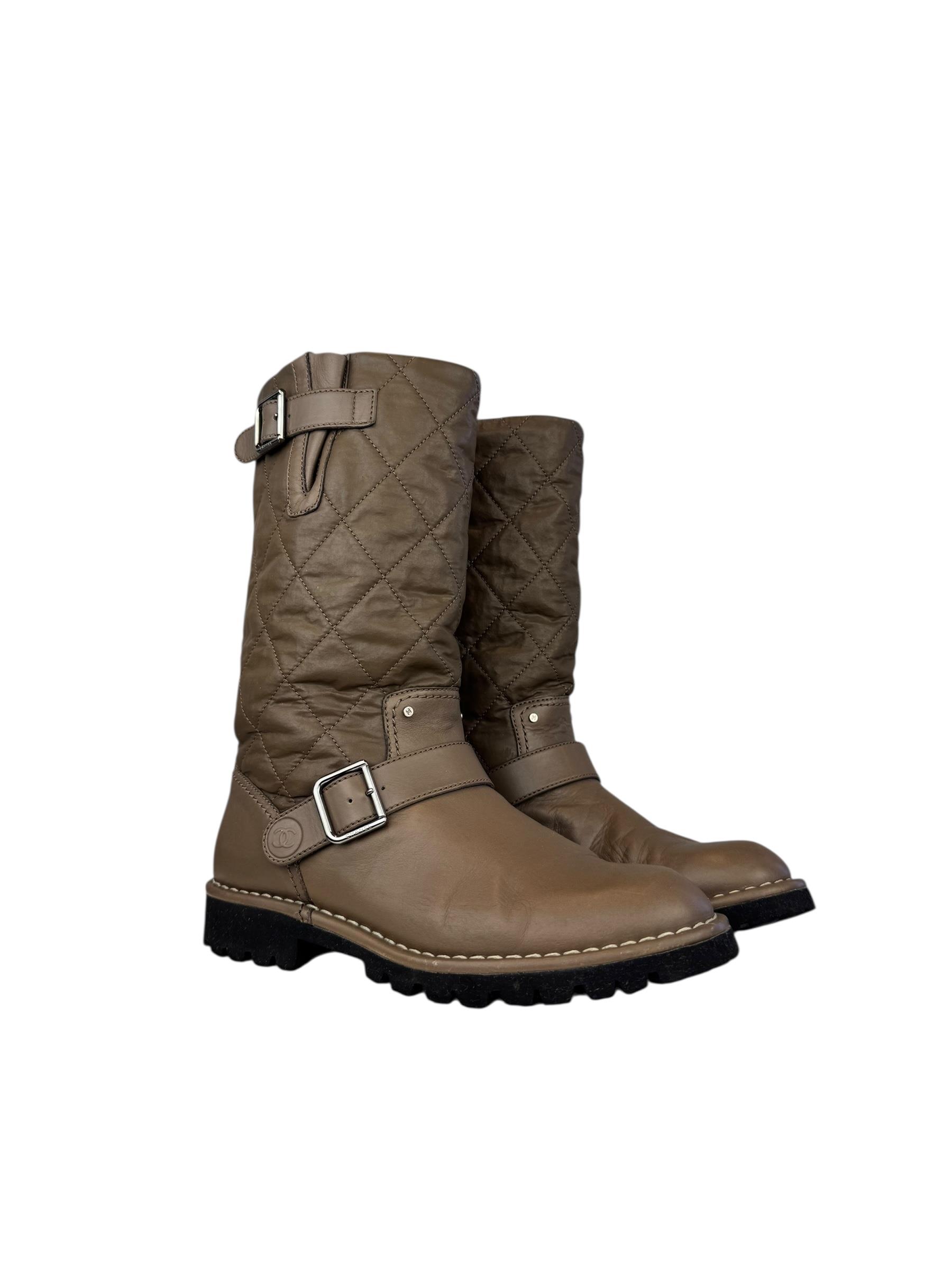 CHANEL MINK LEATHER RIDING BOOTS