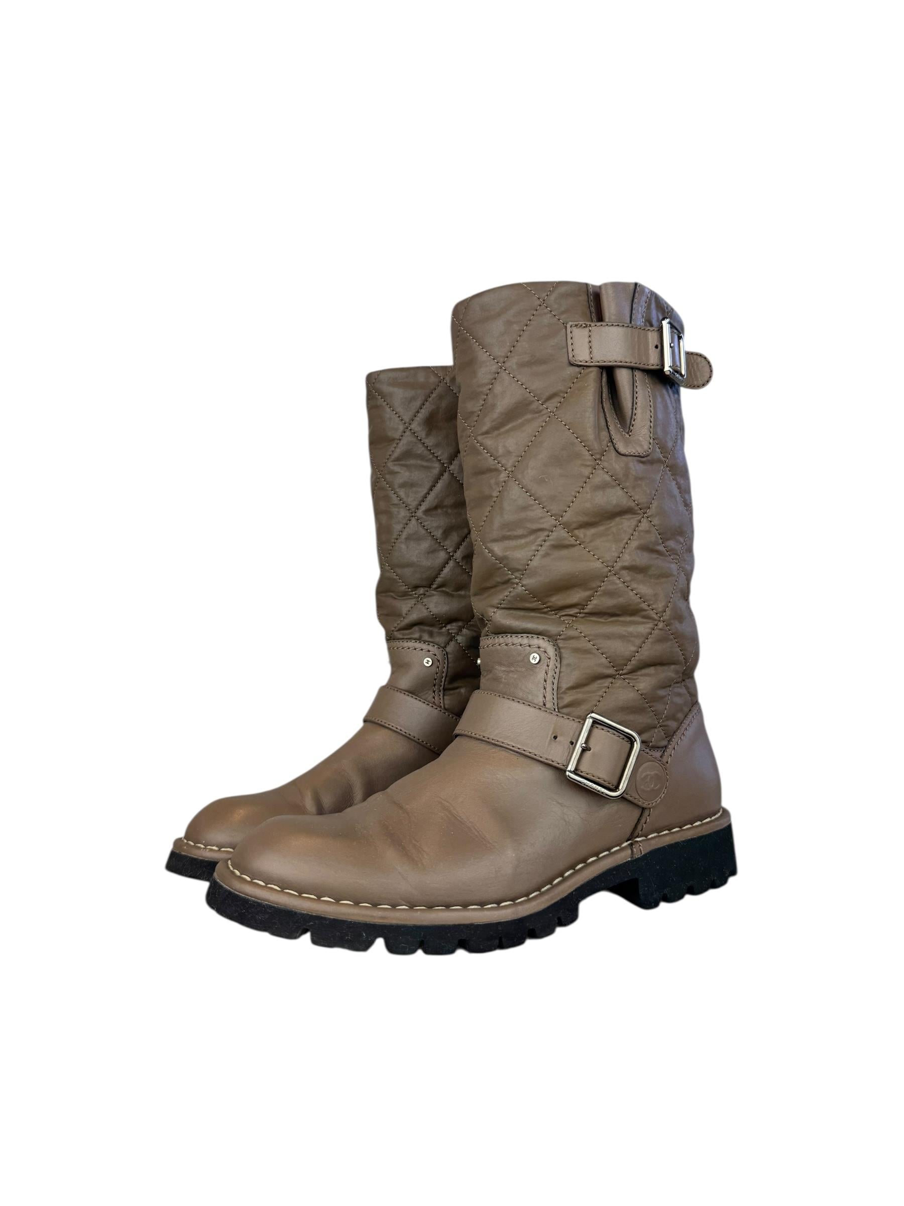 CHANEL MINK LEATHER RIDING BOOTS