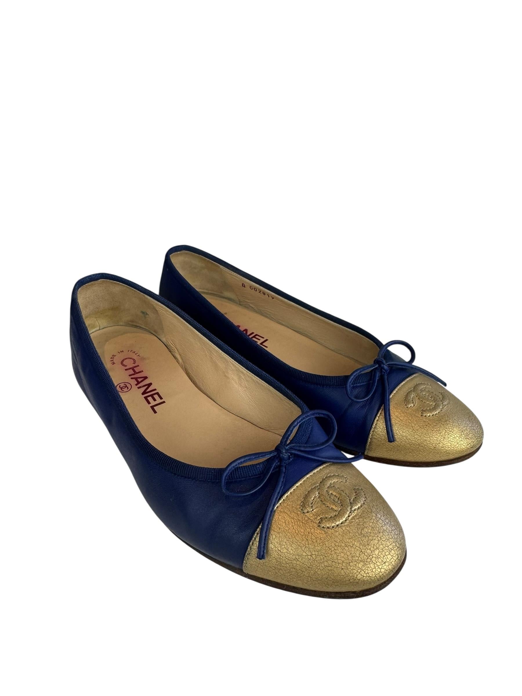 CHANEL NAVY GOLD BALLET FLATS