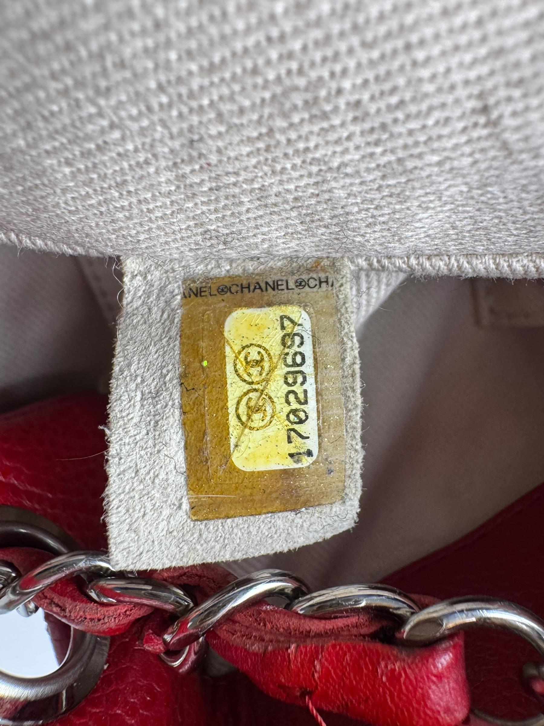 CHANEL RED MATELASSE CAVIAR LEATHER TOTE BAG