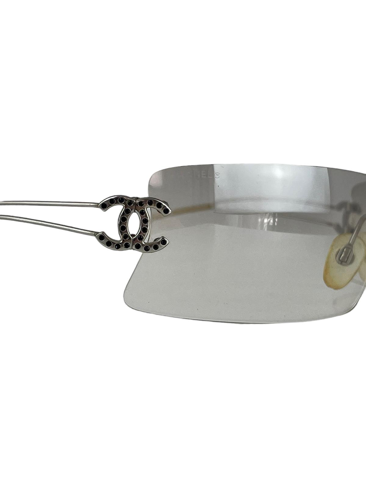 CHANEL RIMLESS CC LOGO SUNGLASSES