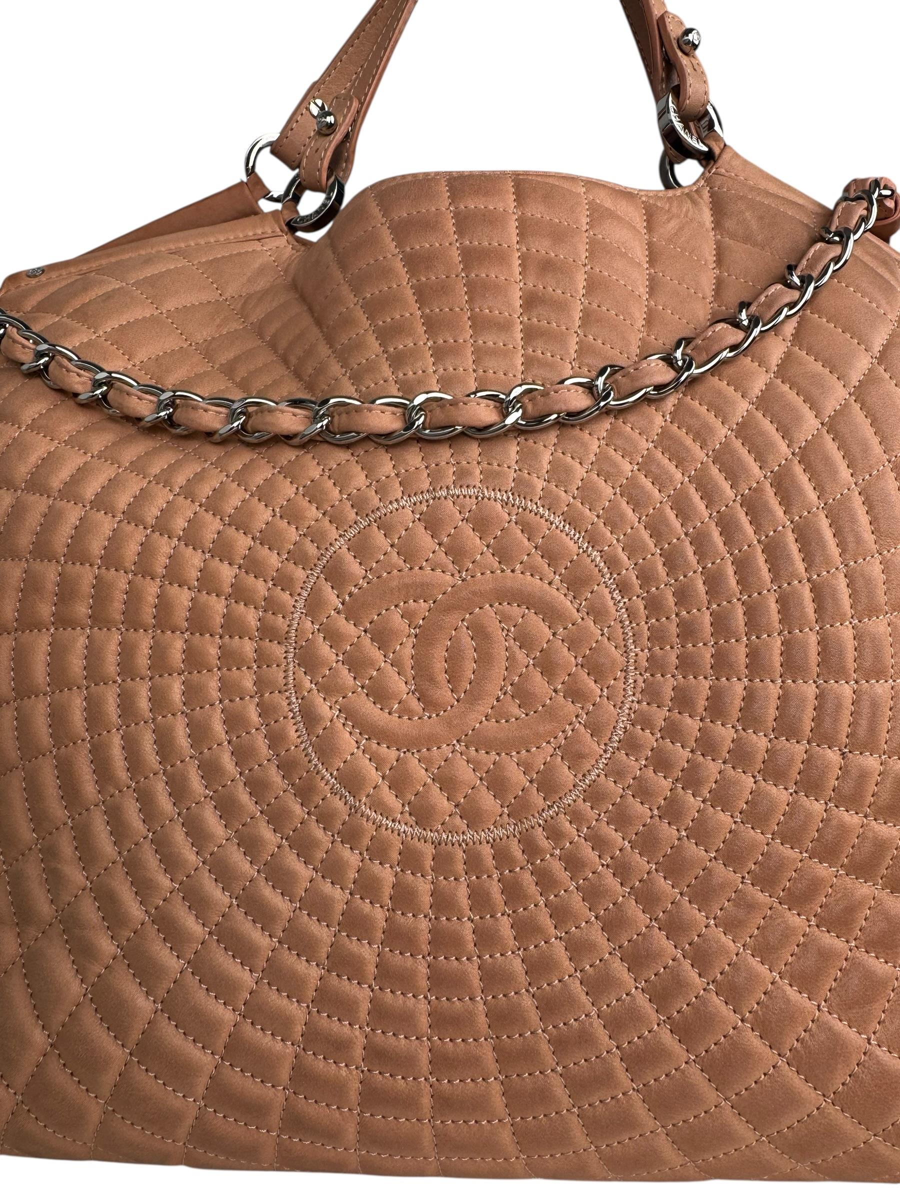 CHANEL SEA HIT LARGE TOTE
