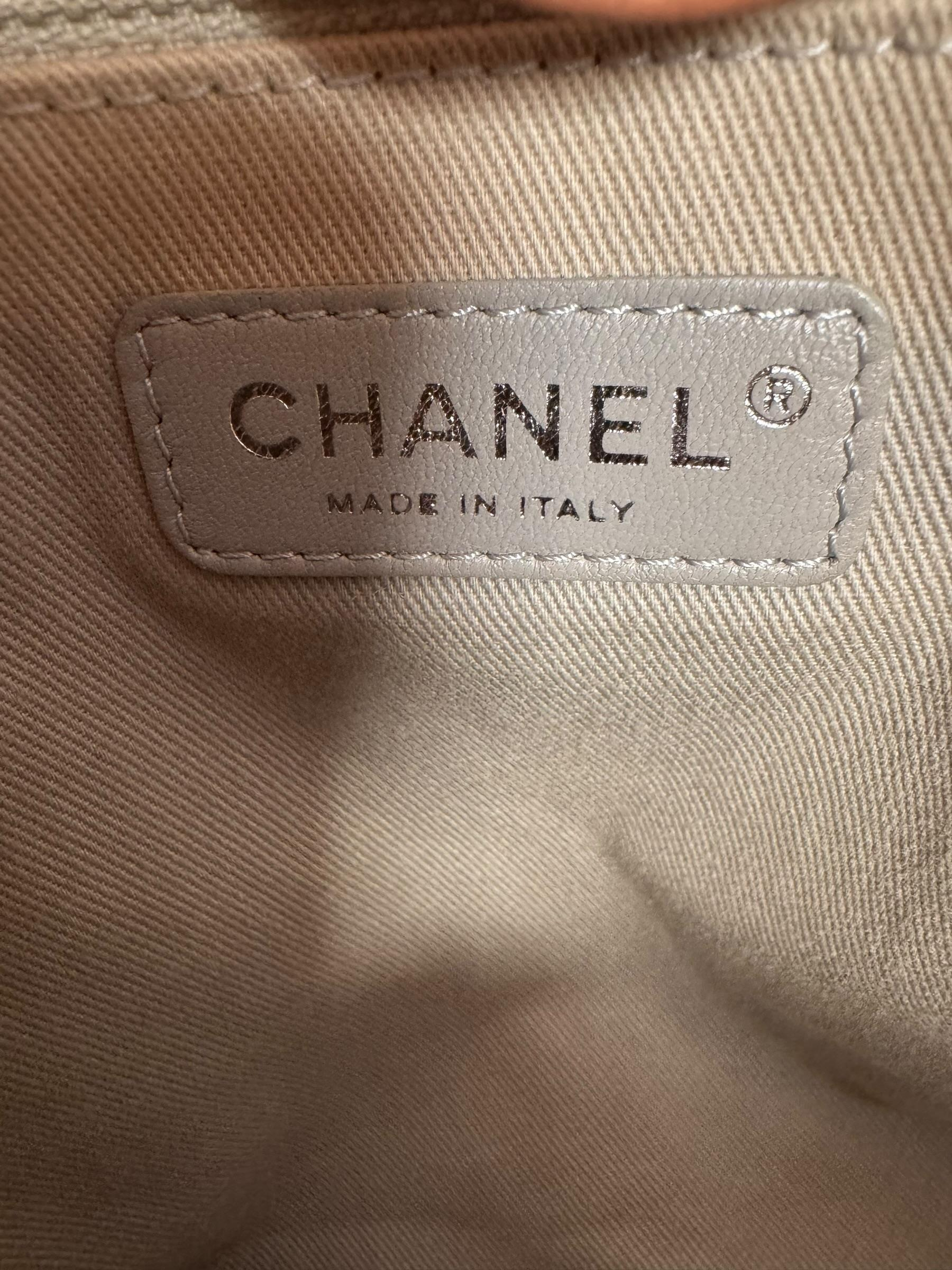 CHANEL SEA HIT LARGE TOTE