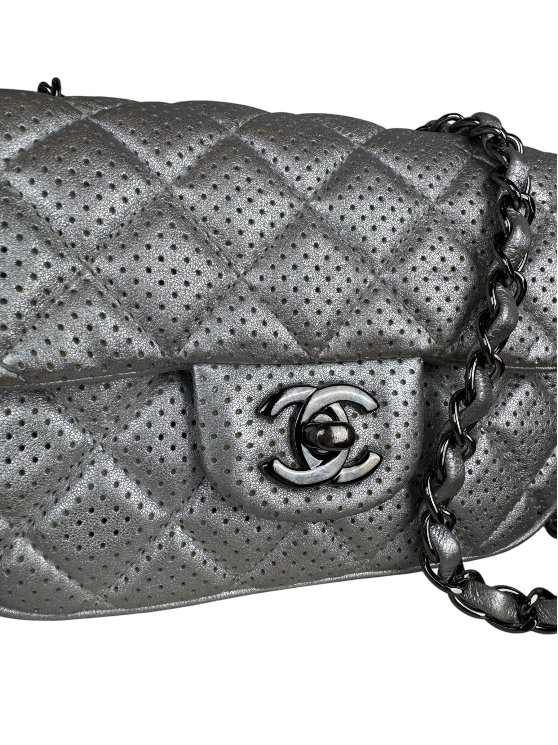 CHANEL SILVER QUILTED SINGLE FLAP BAG