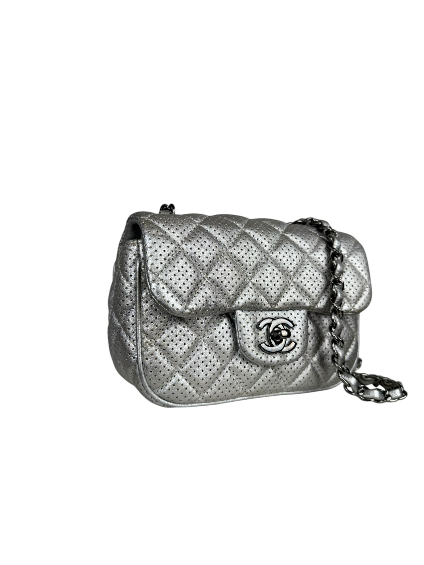 CHANEL SILVER QUILTED SINGLE FLAP BAG