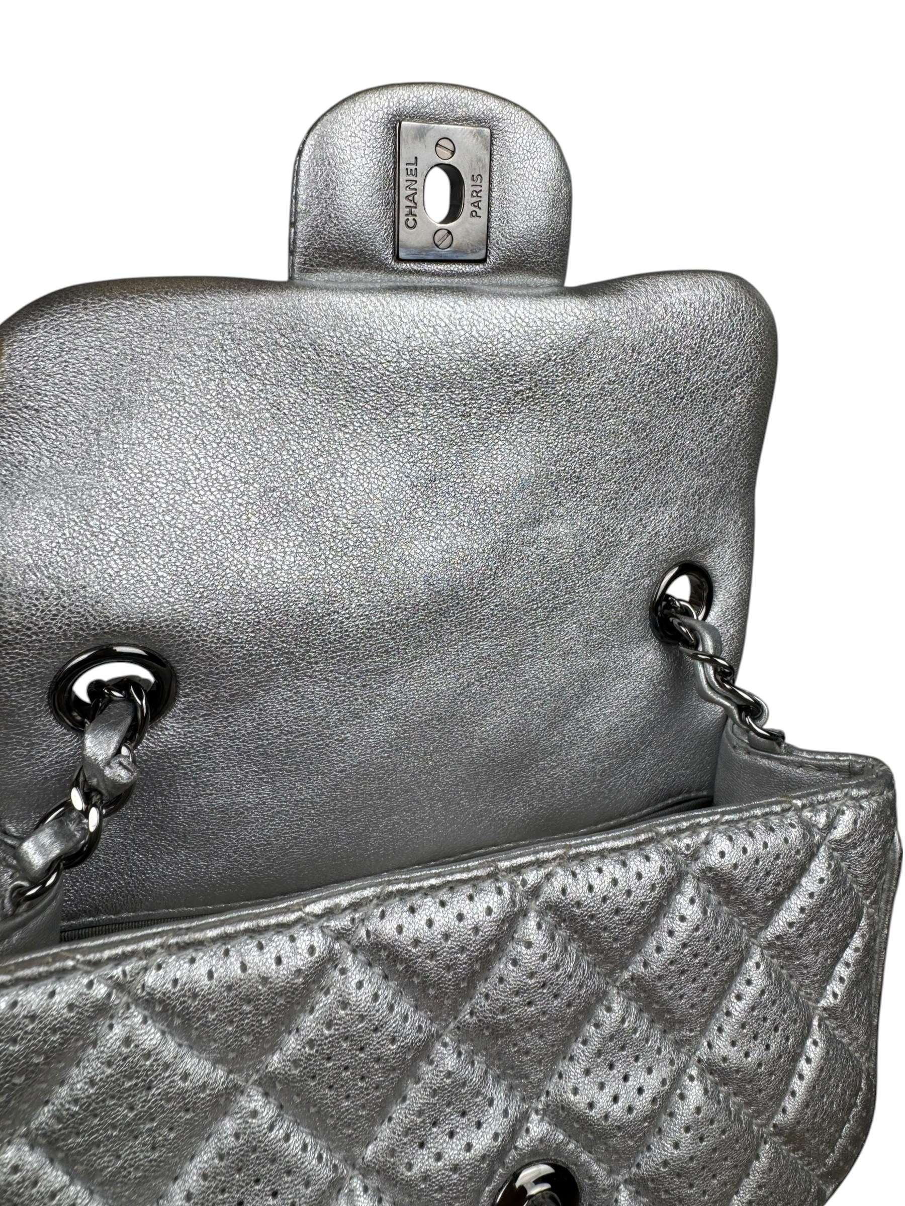 CHANEL SILVER QUILTED SINGLE FLAP BAG