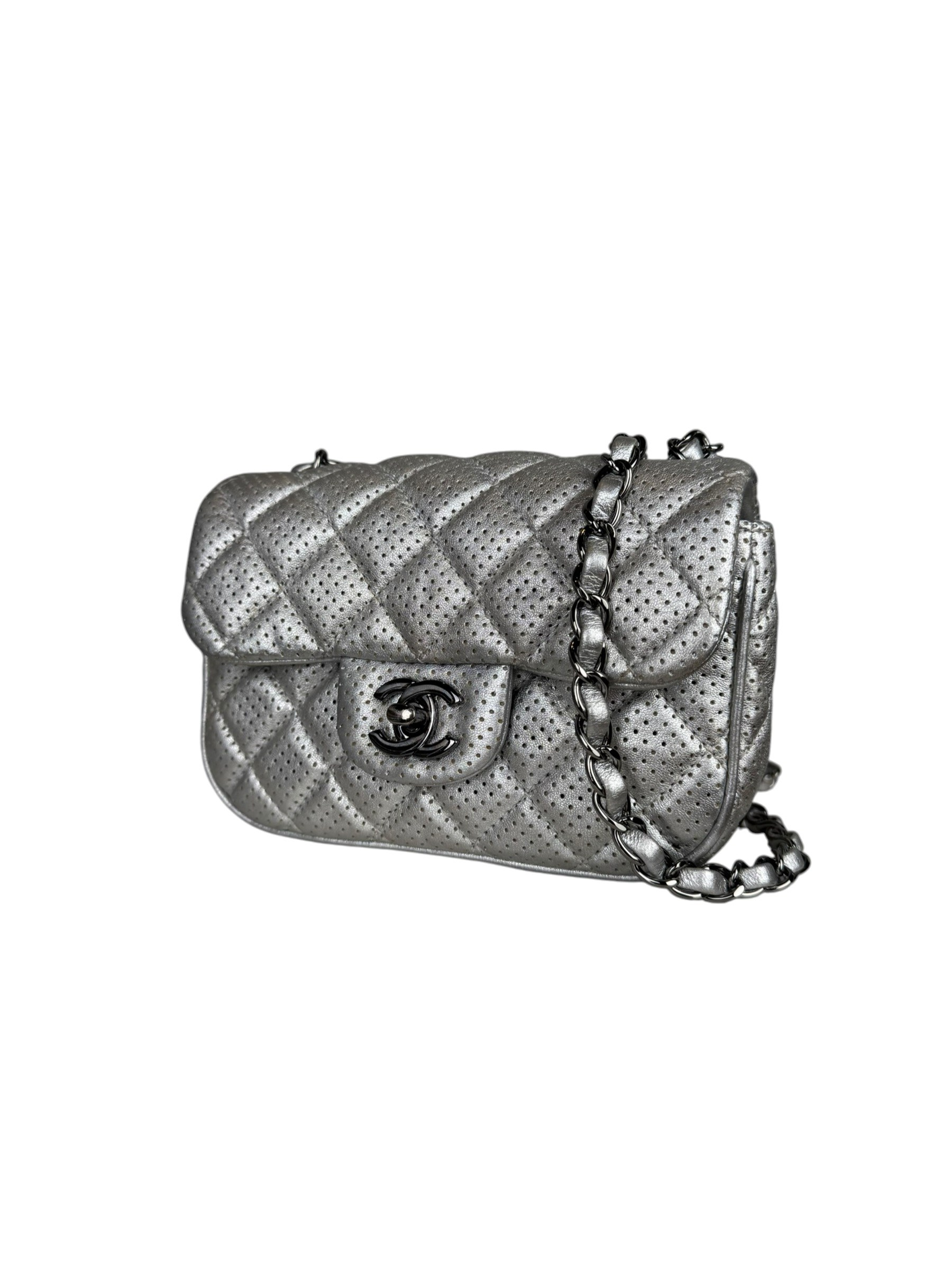 CHANEL SILVER QUILTED SINGLE FLAP BAG