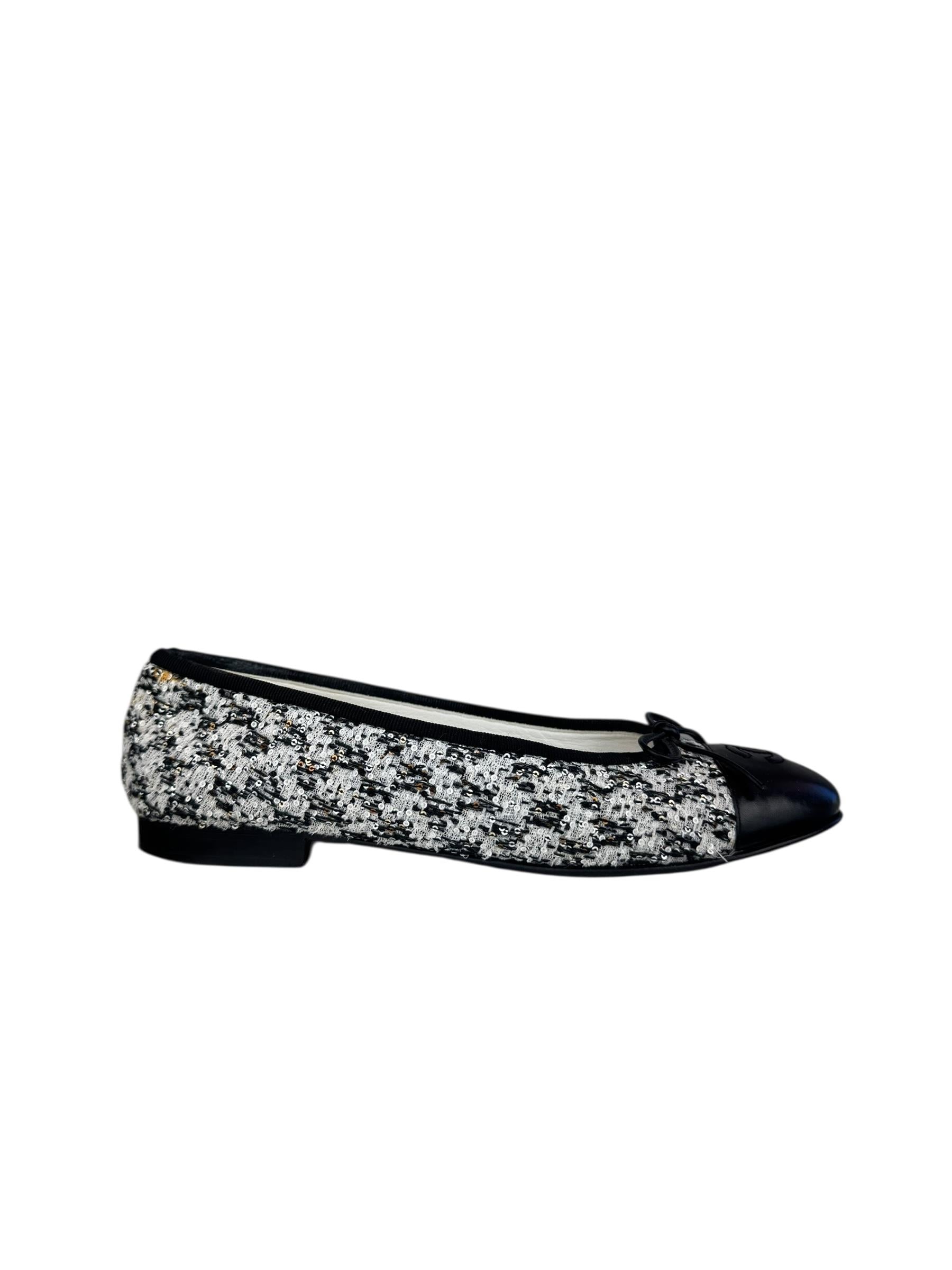 CHANEL TWEED FLAT BALLET