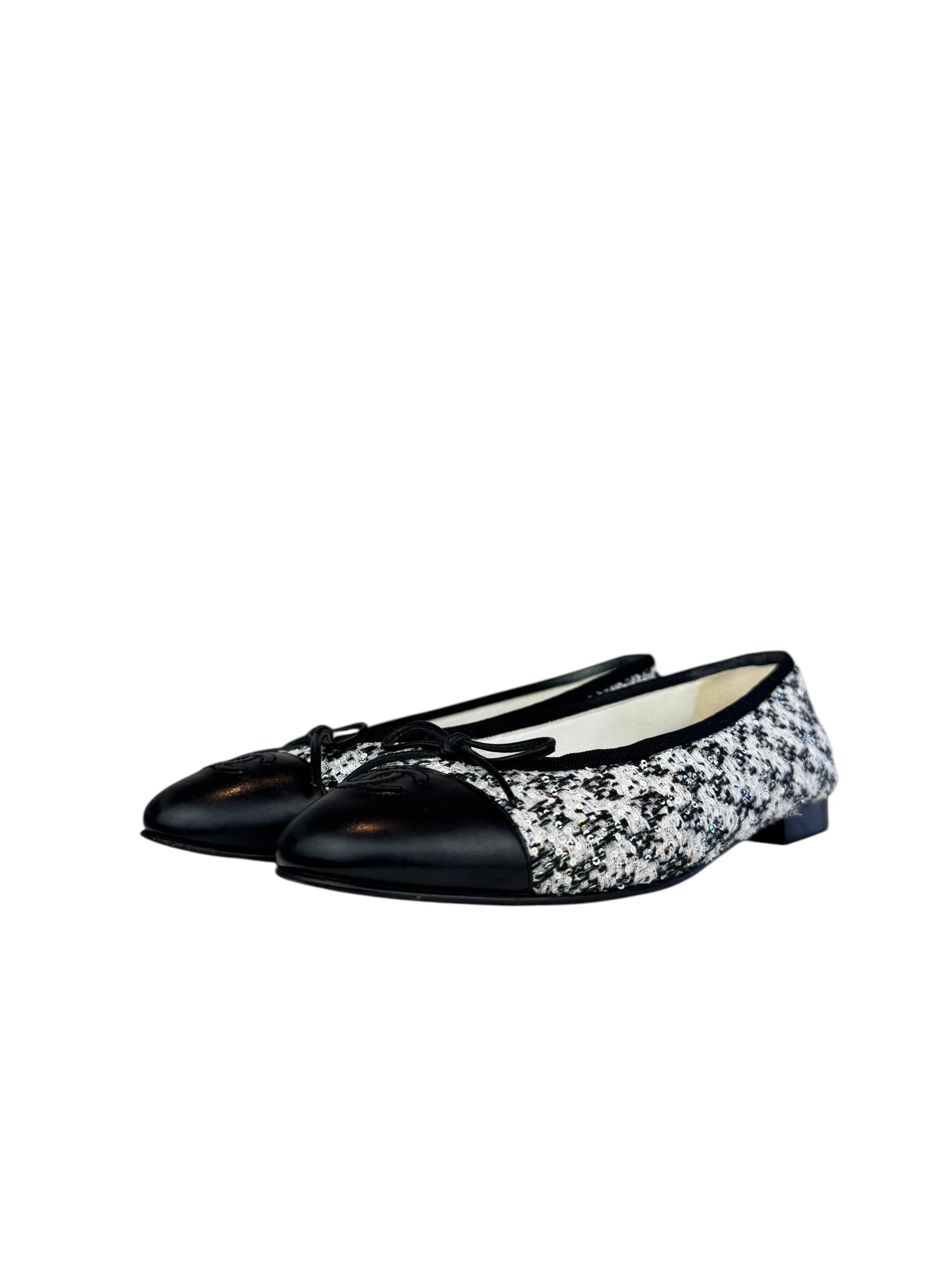 CHANEL TWEED FLAT BALLET