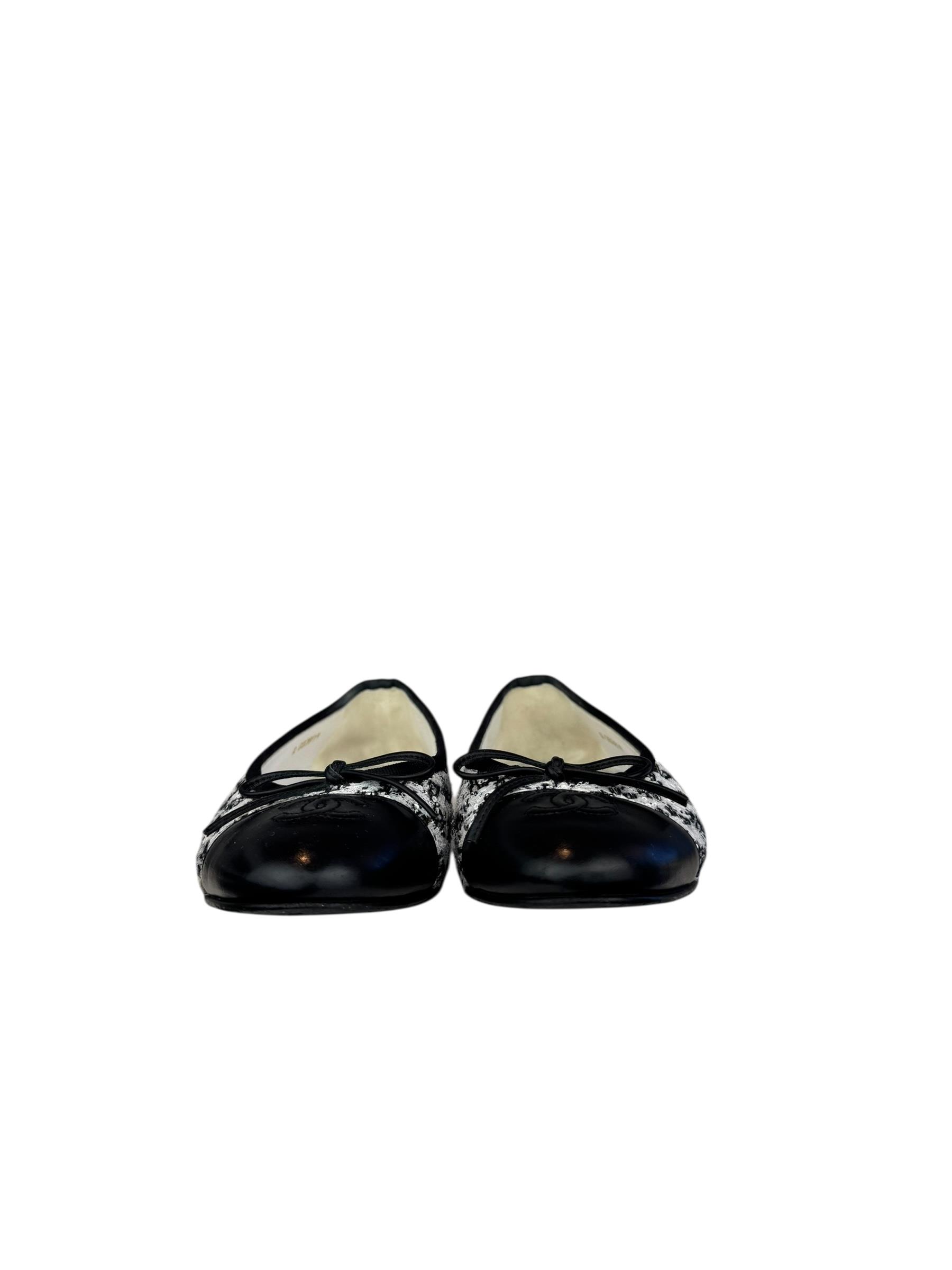 CHANEL TWEED FLAT BALLET