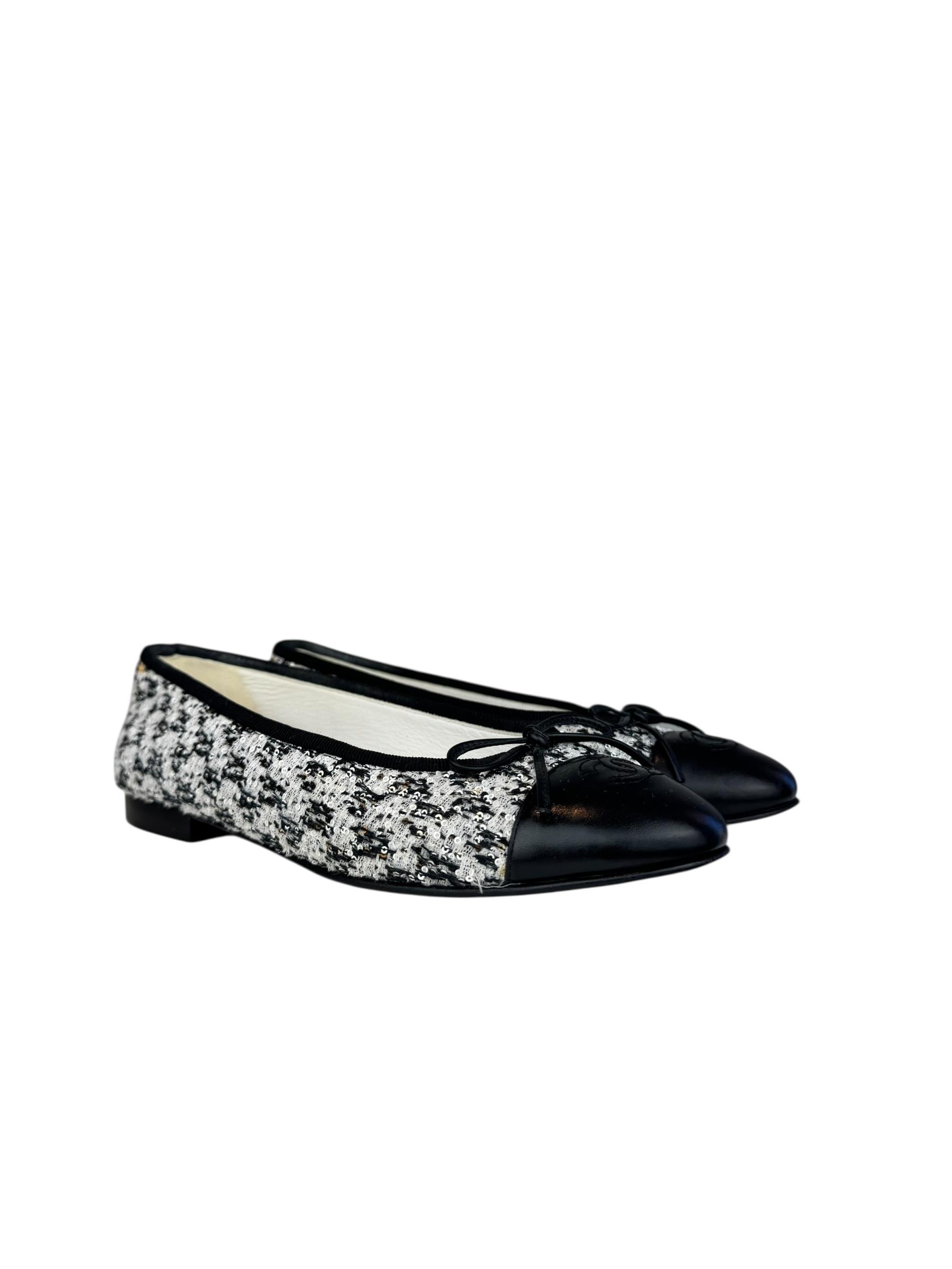 CHANEL TWEED FLAT BALLET