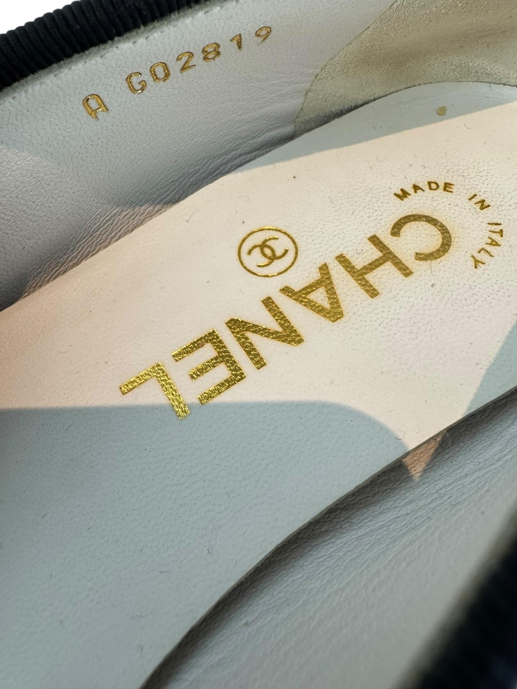 CHANEL TWEED FLAT BALLET